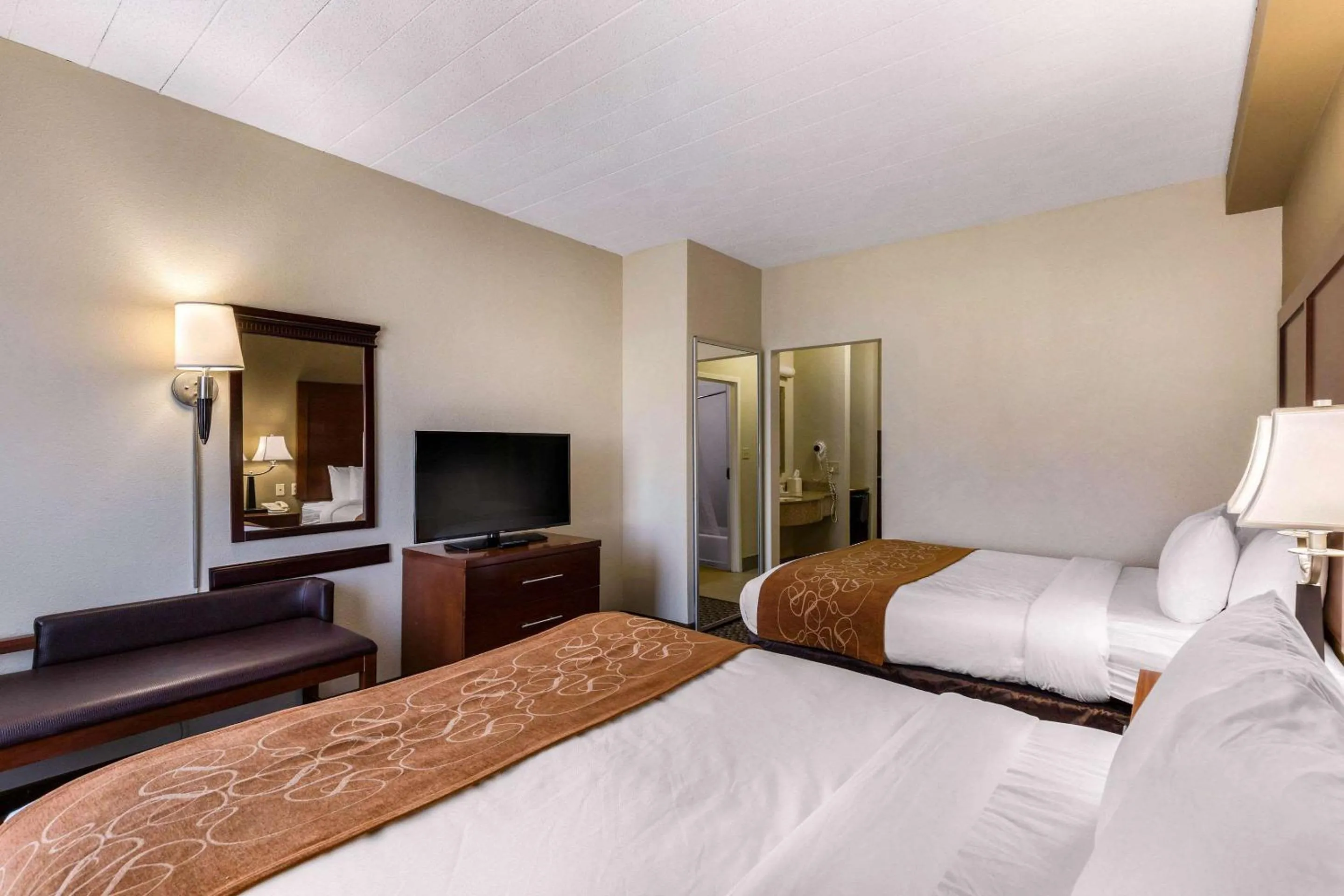 Bedroom, Bed in Comfort Suites Elkridge Columbia Gateway