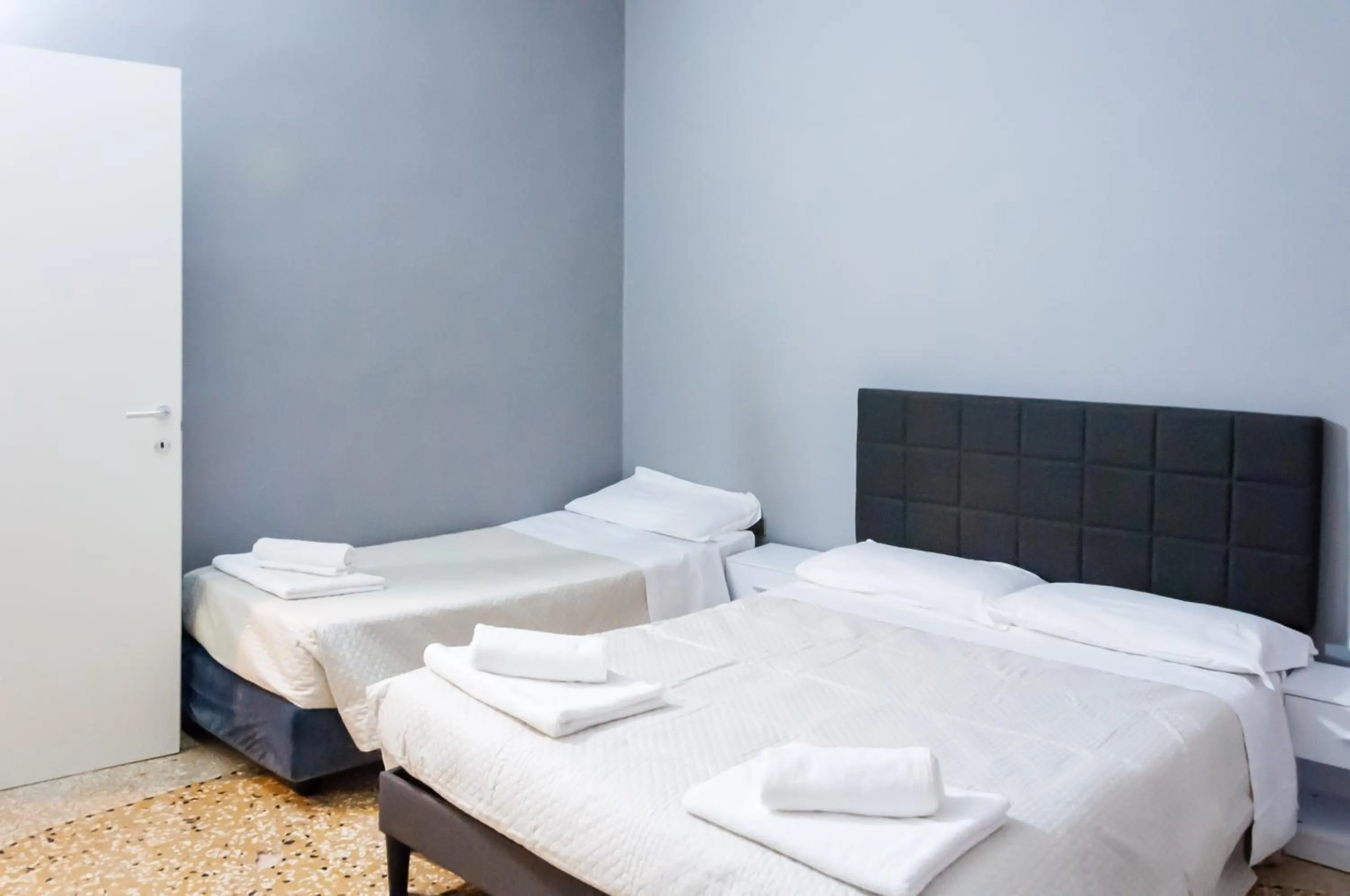 Bed in Apartment Odesos