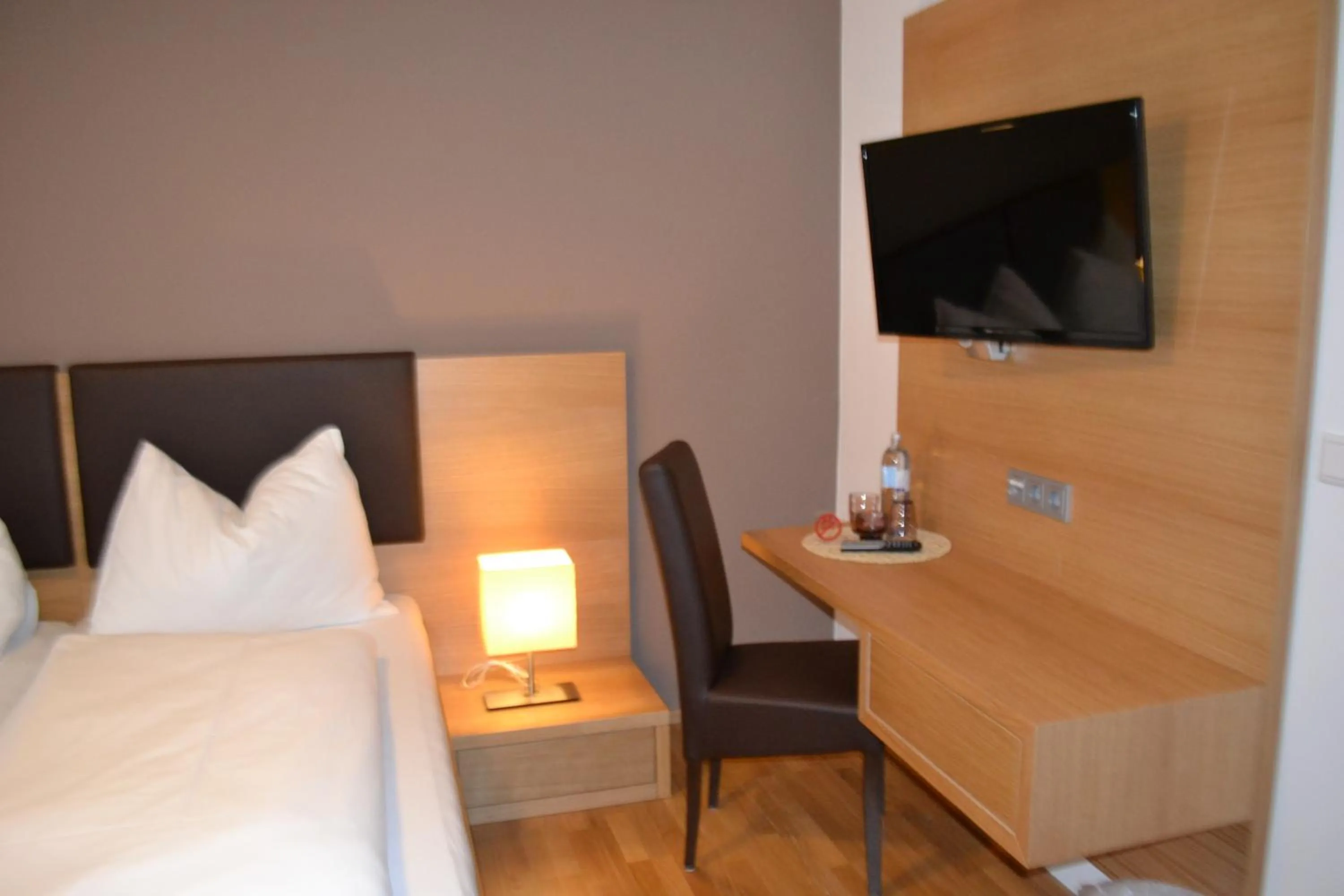 Bed in Hotel Gasthof Tirolerwirt