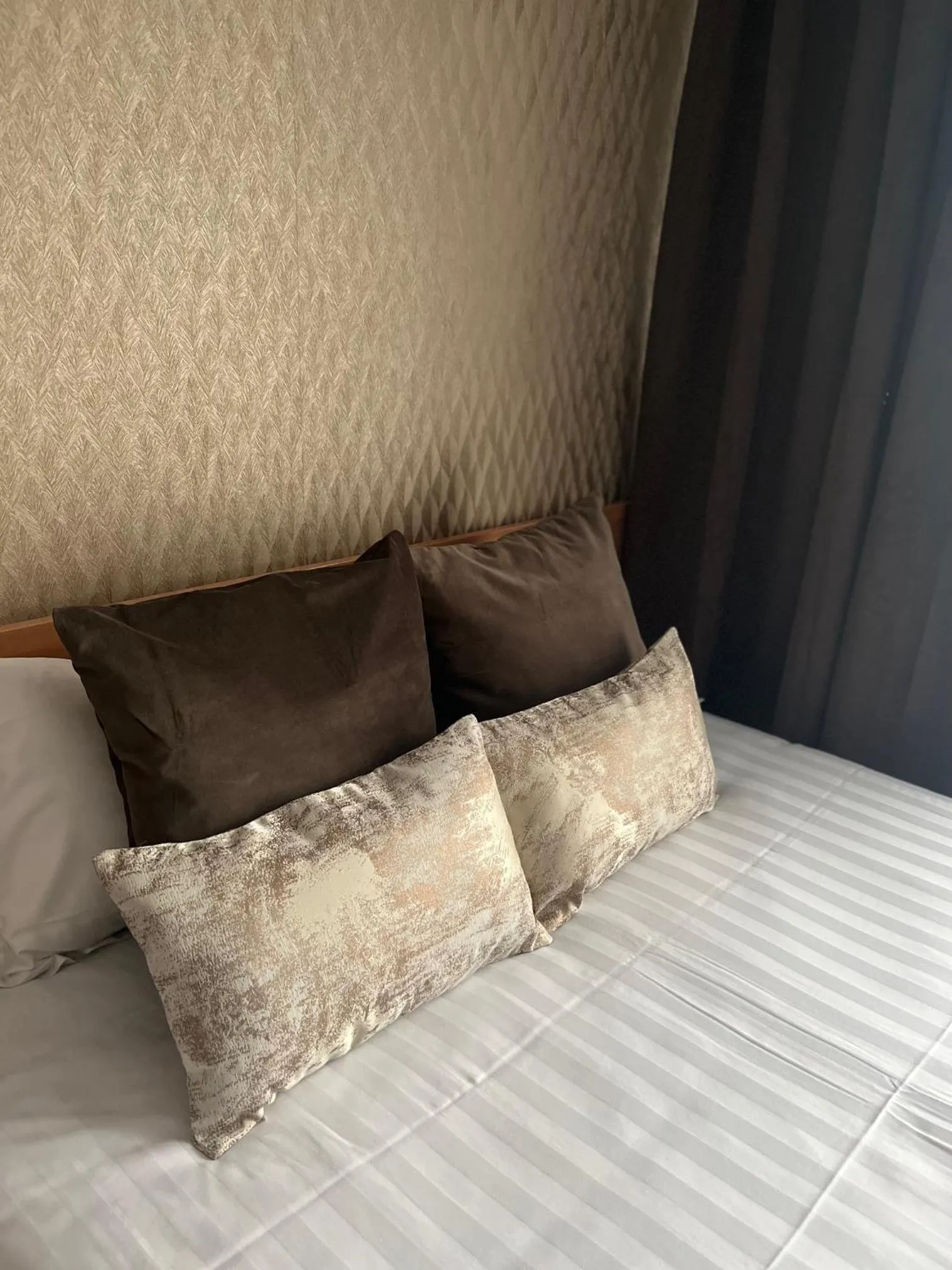 Bed in The Originals City, Hôtel Villancourt, Grenoble Sud