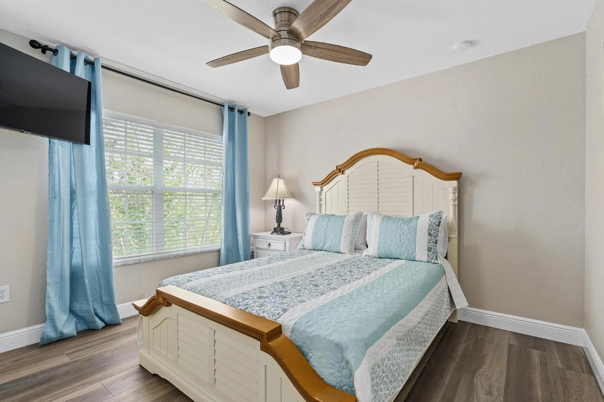 Bedroom, Bed in WindsorHills Villa Pool Resort Amenities Minutes to Disney
