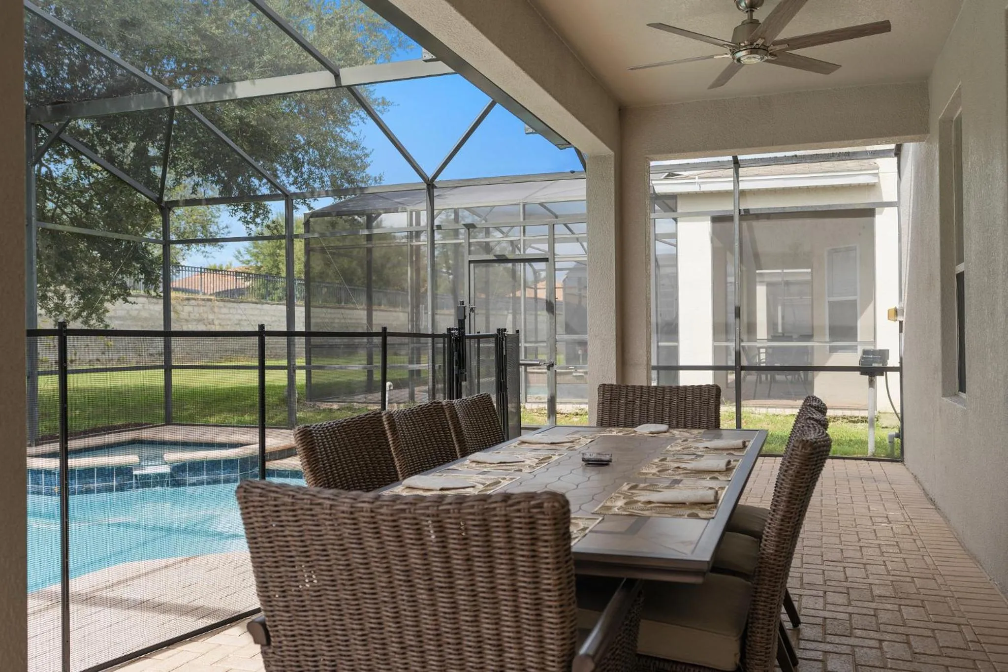 Swimming pool in WindsorHills Villa Pool Resort Amenities Minutes to Disney