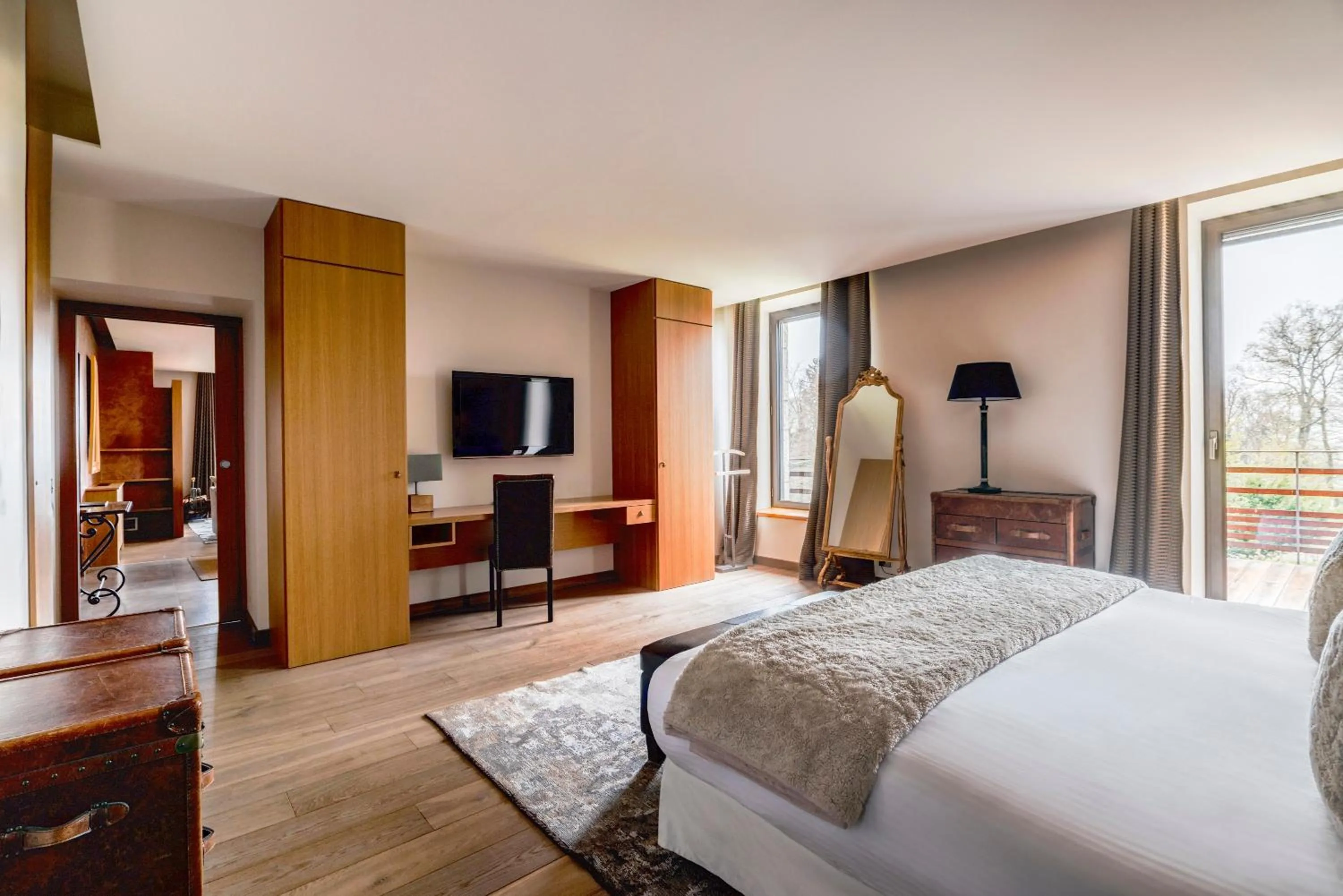 Bed in Château des Avenieres - Relais & Châteaux