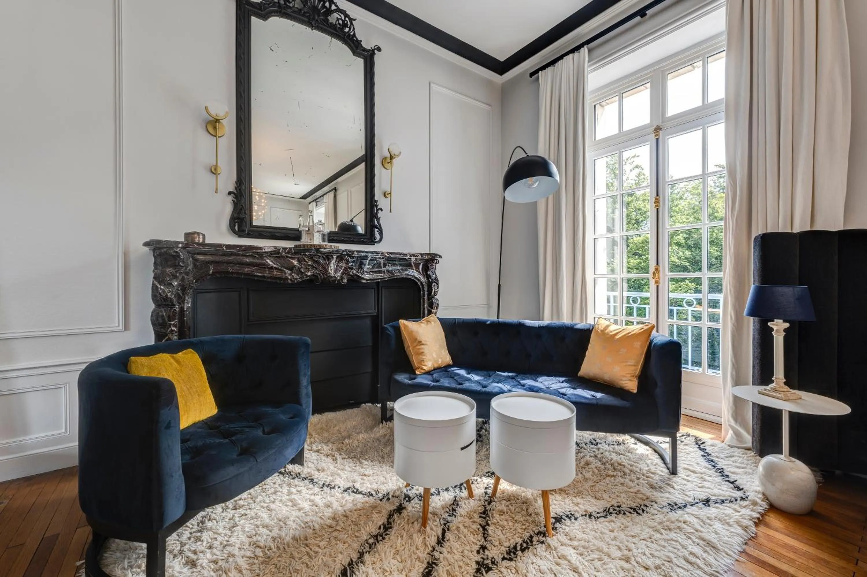 Seating area in Château des Avenieres - Relais & Châteaux