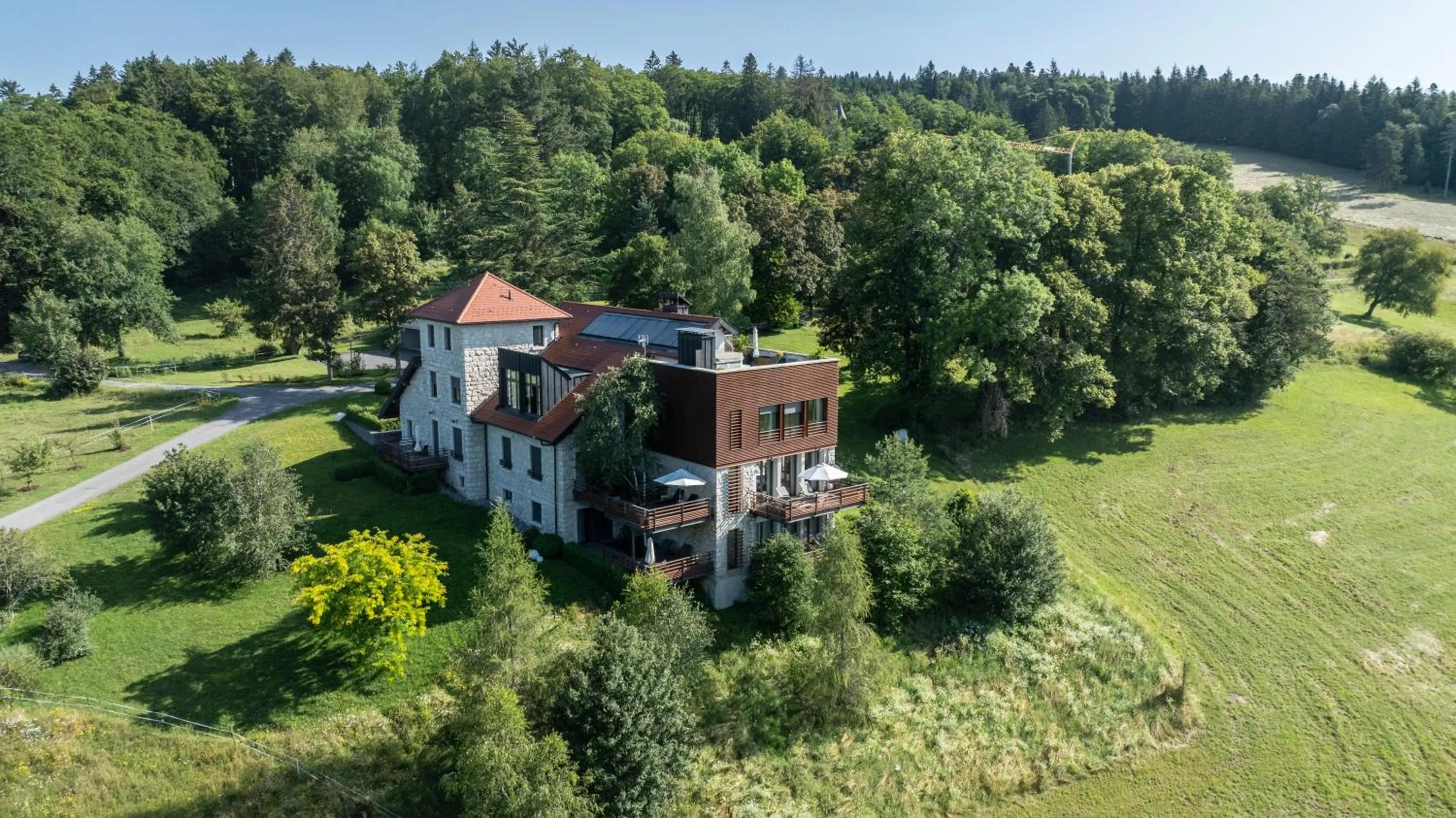 Property building in Château des Avenieres - Relais & Châteaux
