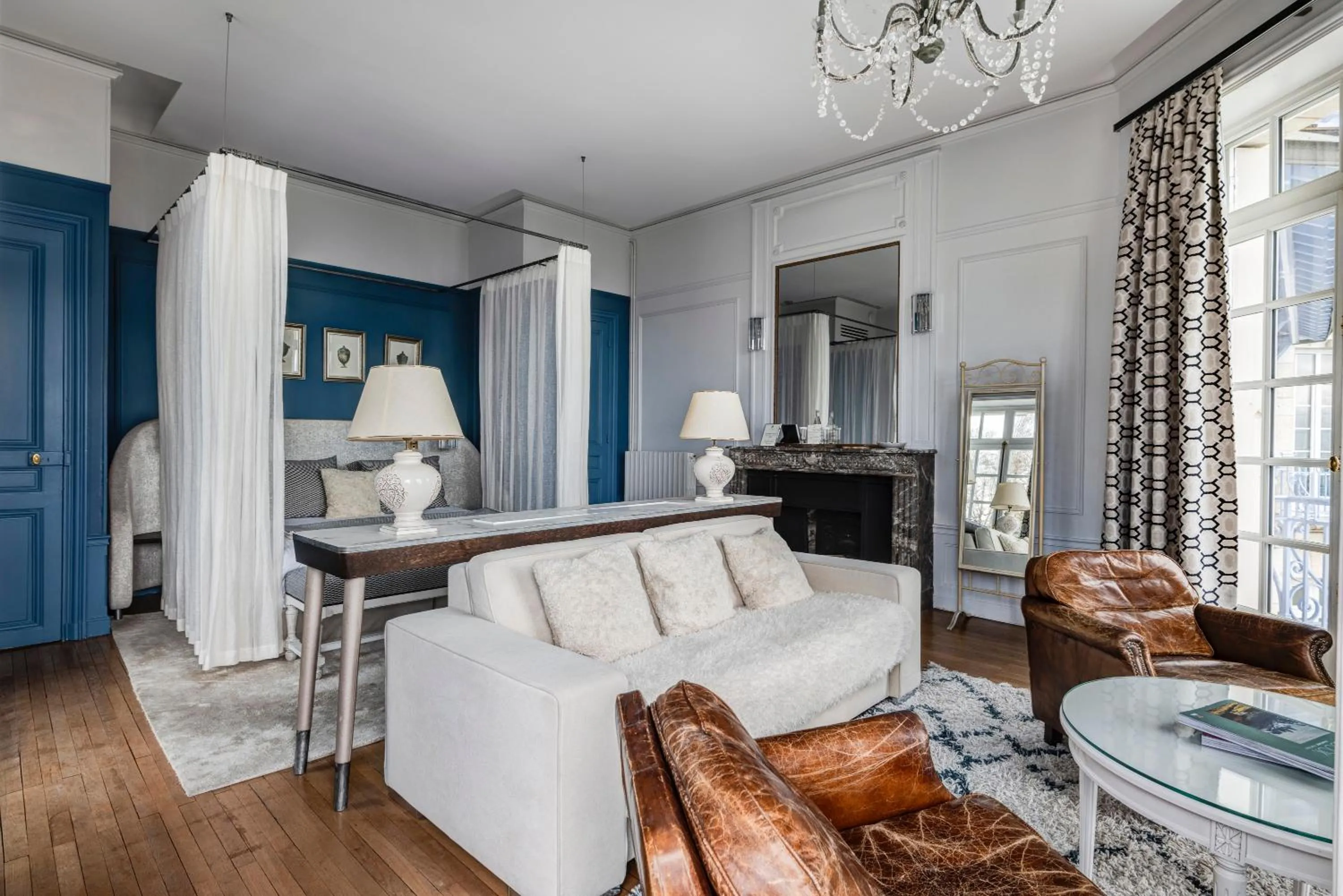 Seating area in Château des Avenieres - Relais & Châteaux