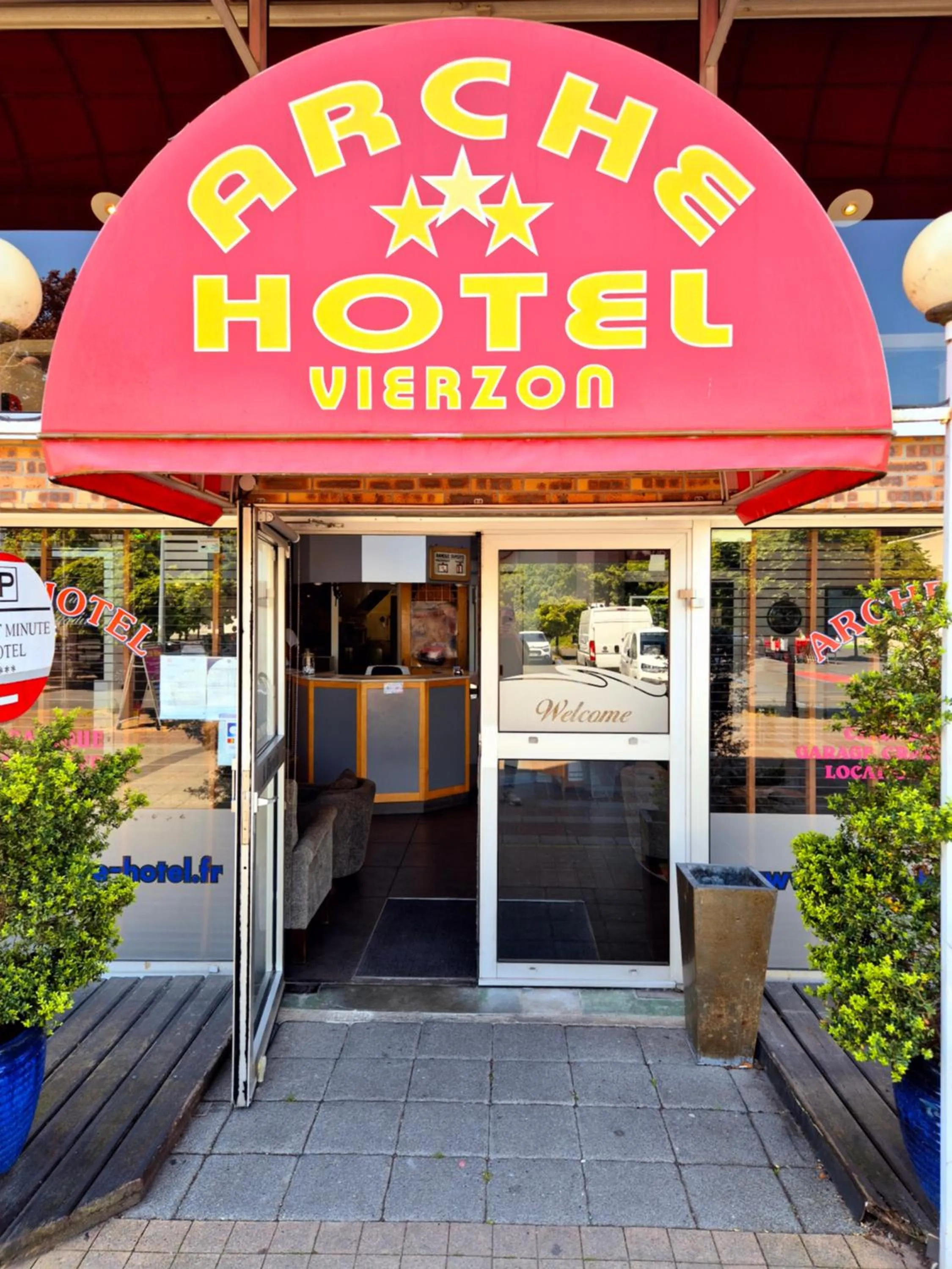 Property logo or sign in Arche Hotel