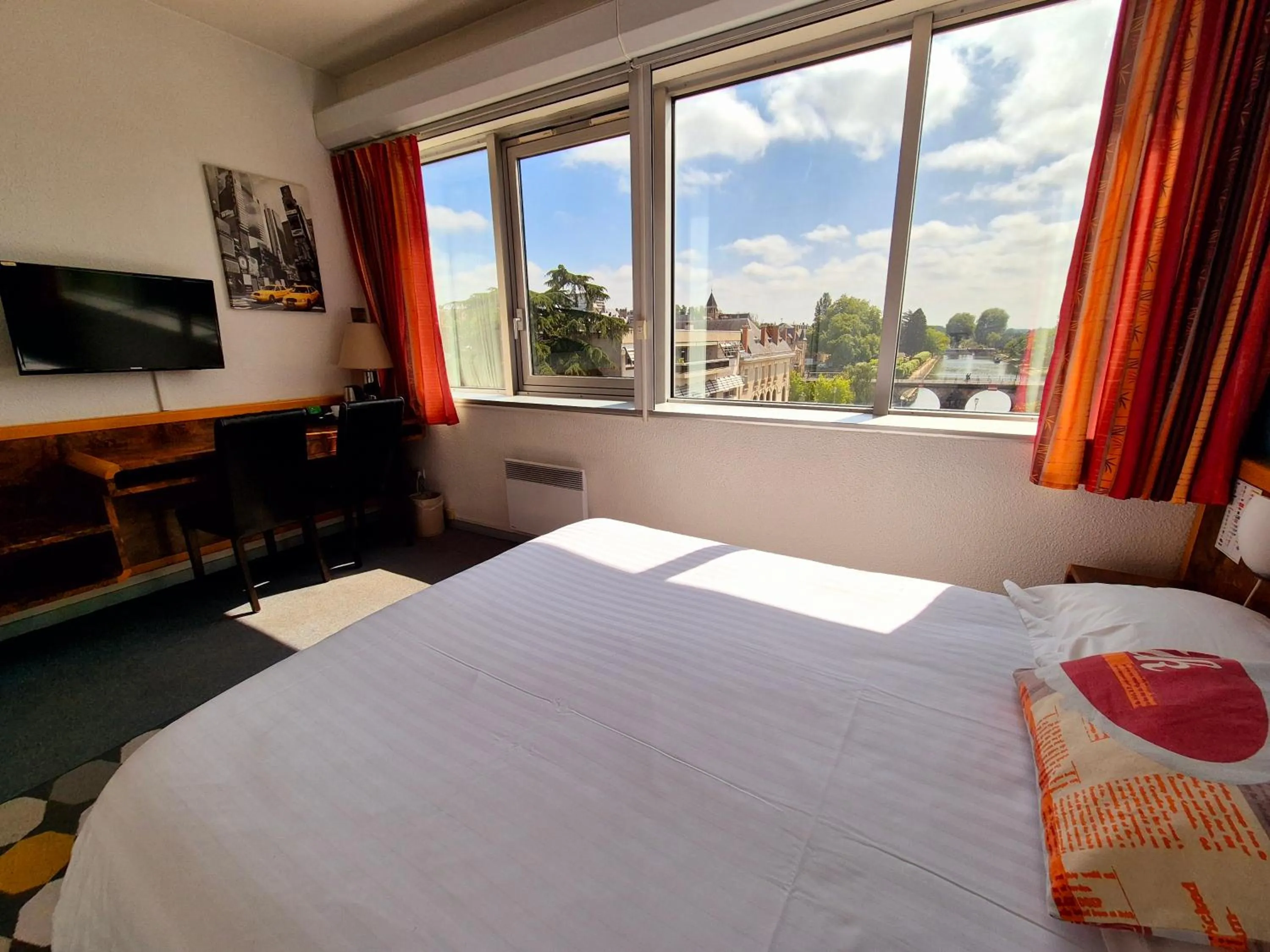 Bedroom, Bed in Arche Hotel