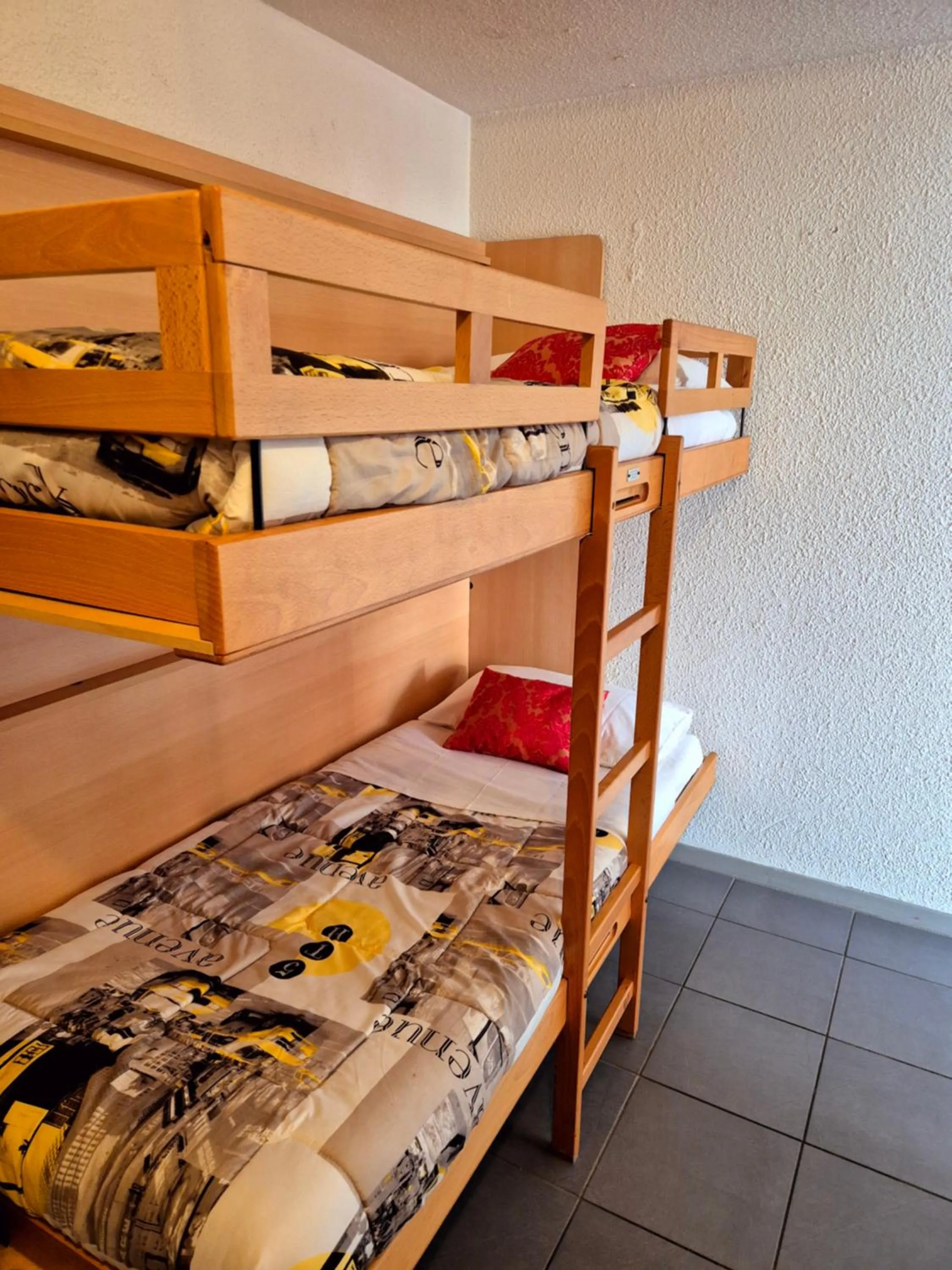 bunk bed, Bed in Arche Hotel
