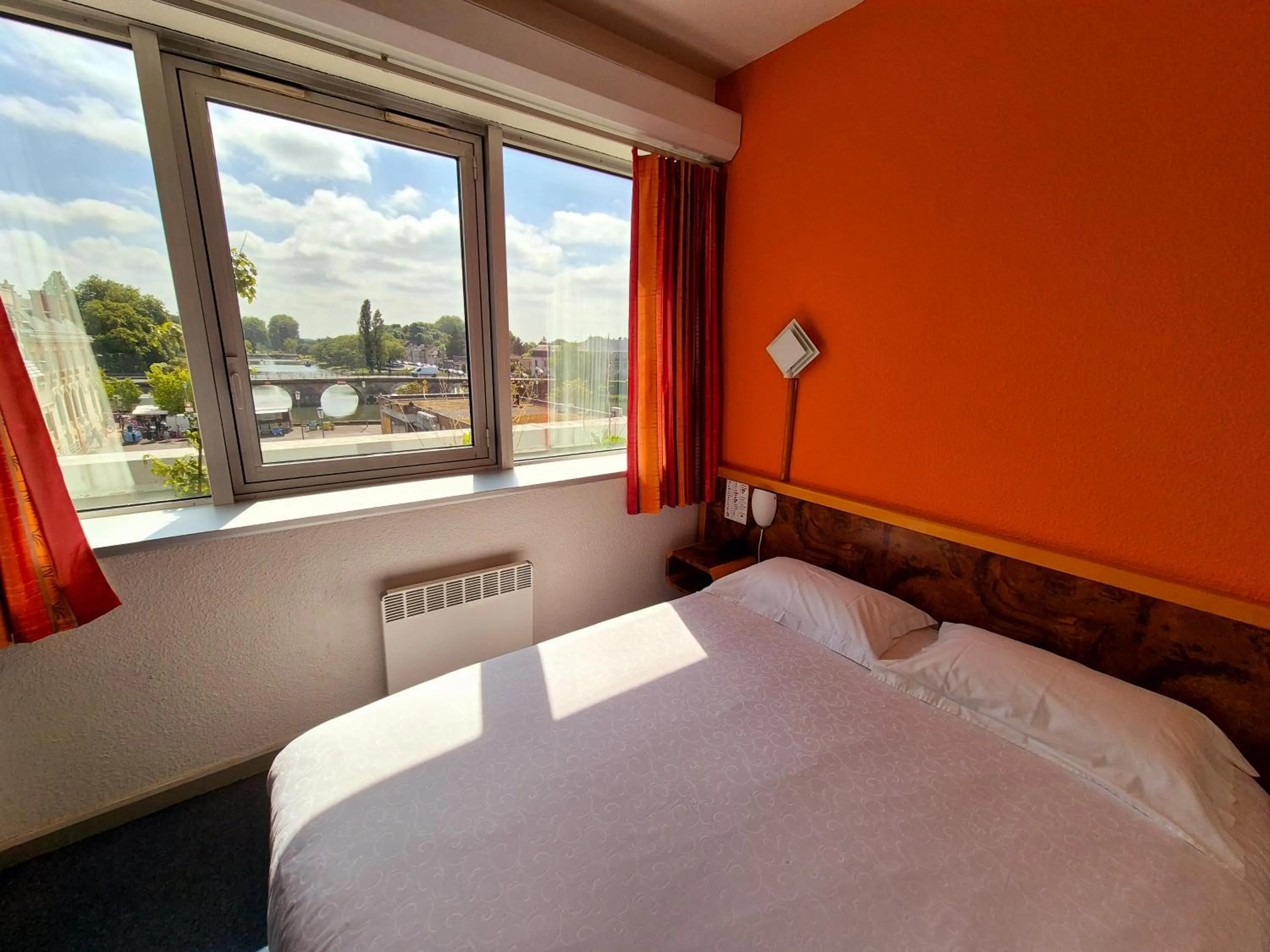 Bedroom, Bed in Arche Hotel