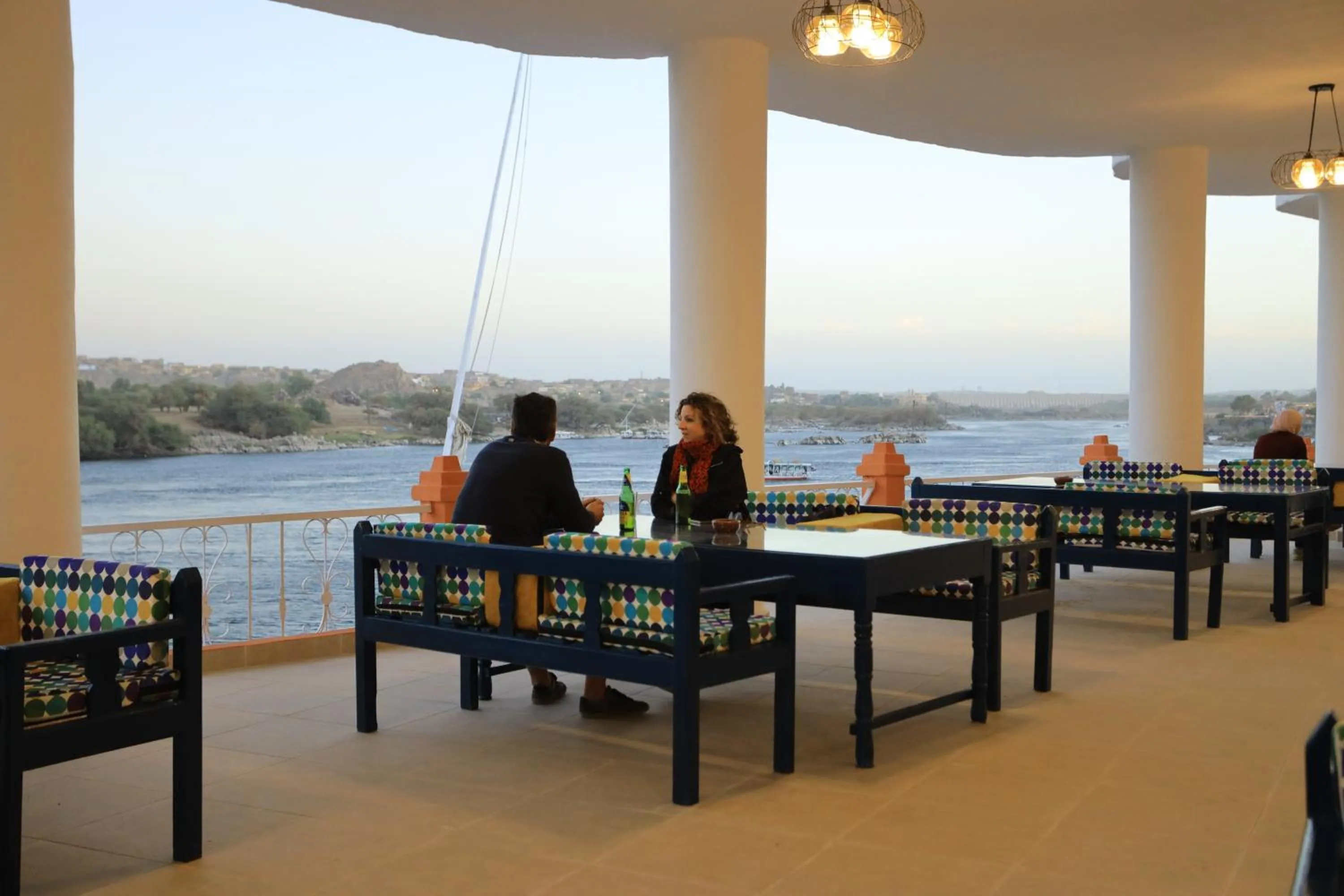 Restaurant/places to eat in NUB INN