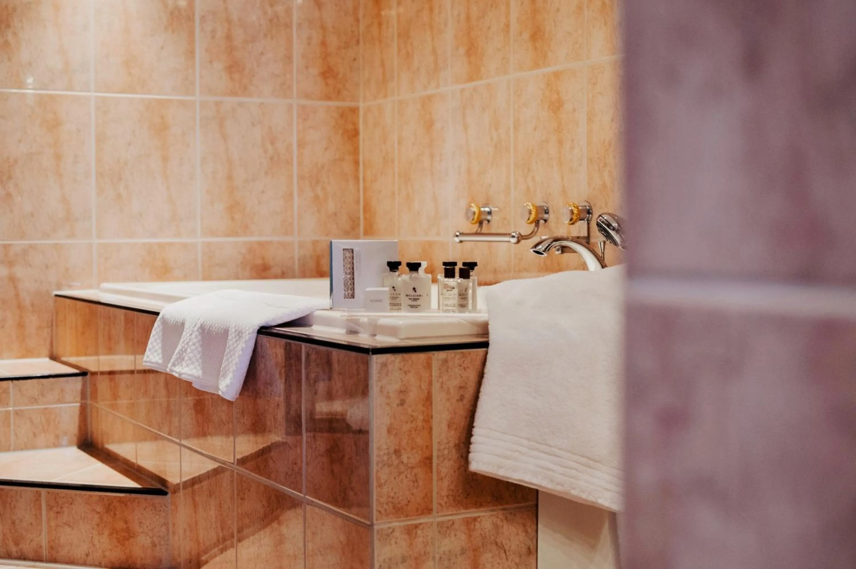 Bathroom in Arosa Kulm Hotel & Alpin Spa