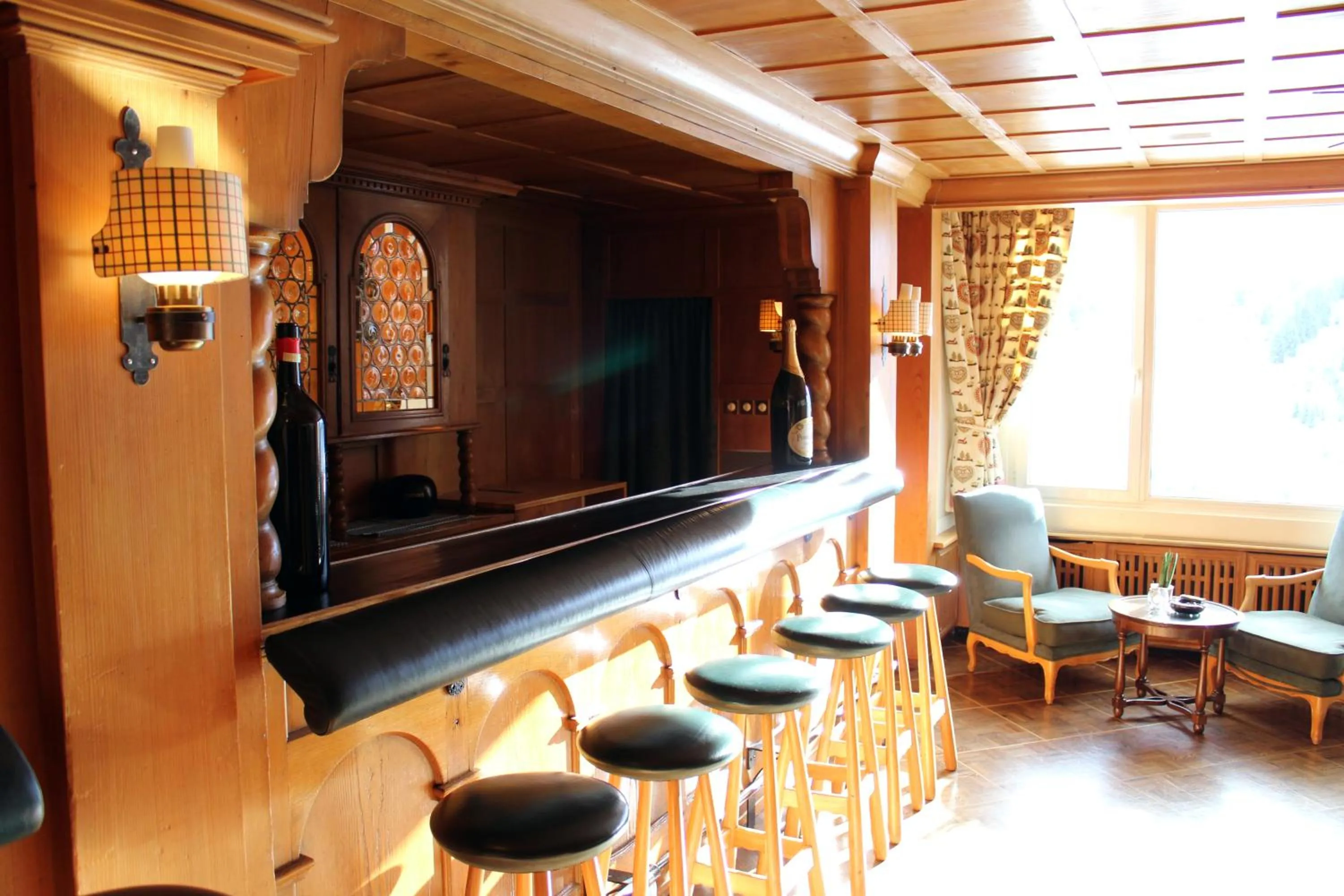 Lounge or bar in Arosa Kulm Hotel & Alpin Spa