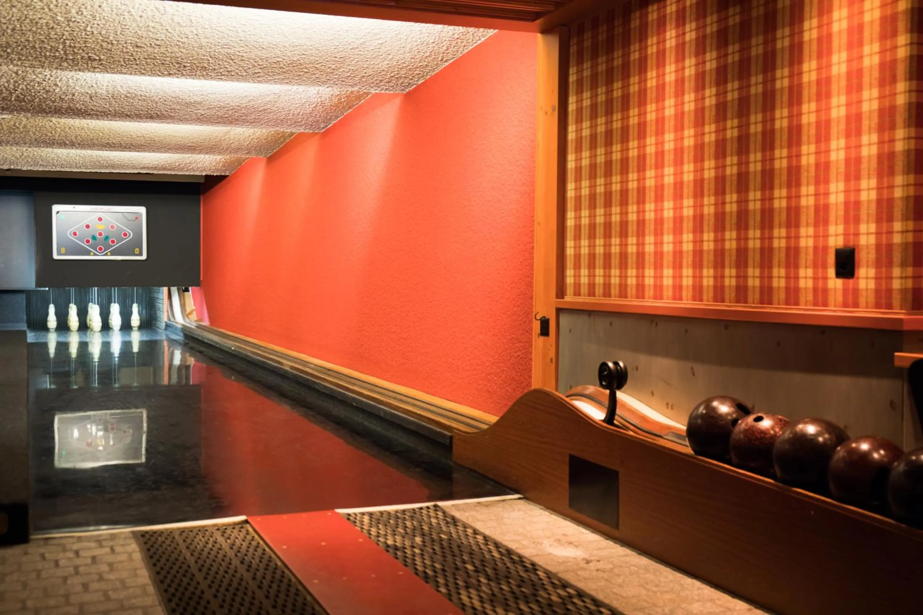 Bowling in Arosa Kulm Hotel & Alpin Spa