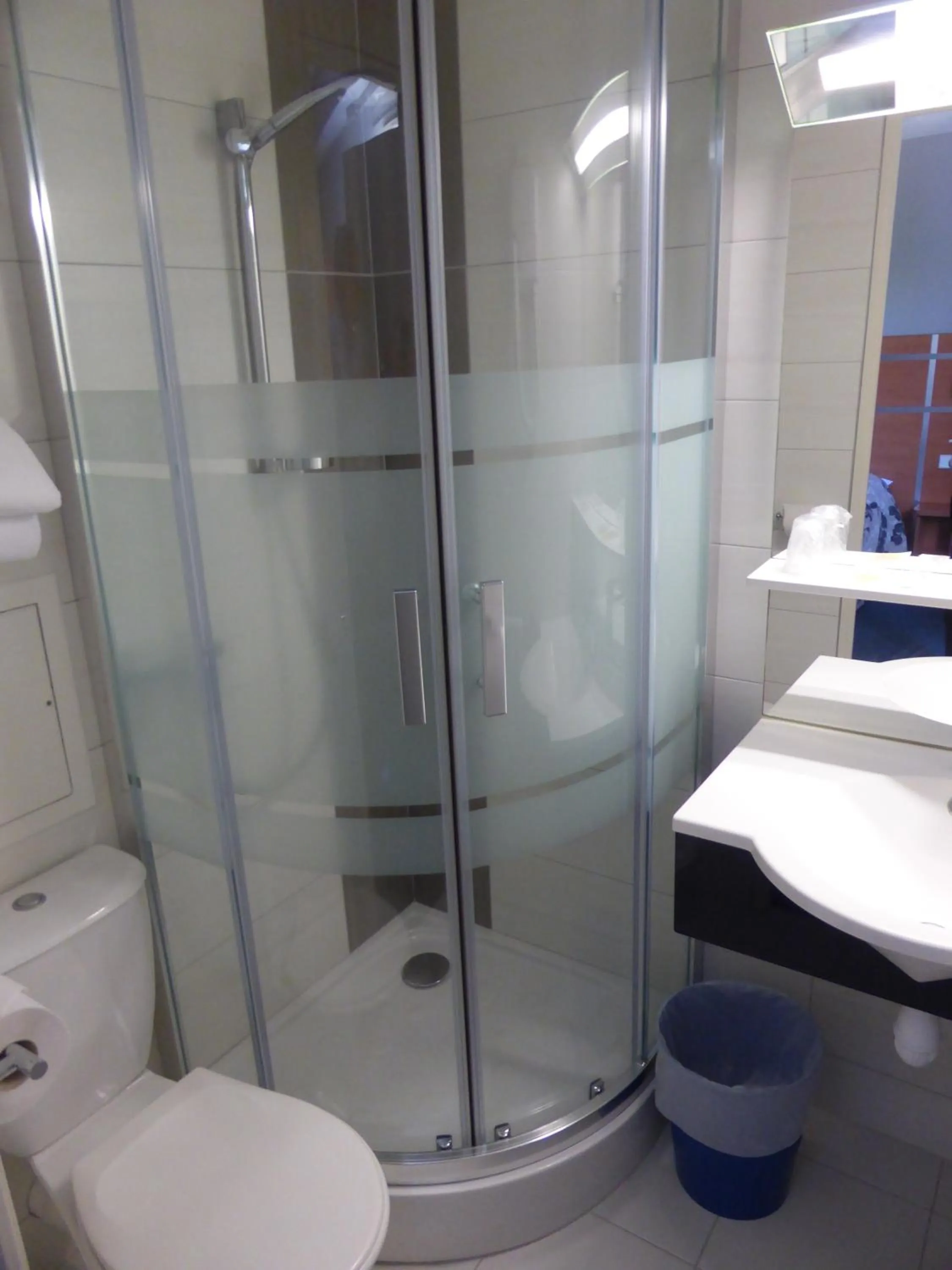 Shower in Hotel & Restaurant Heliotel