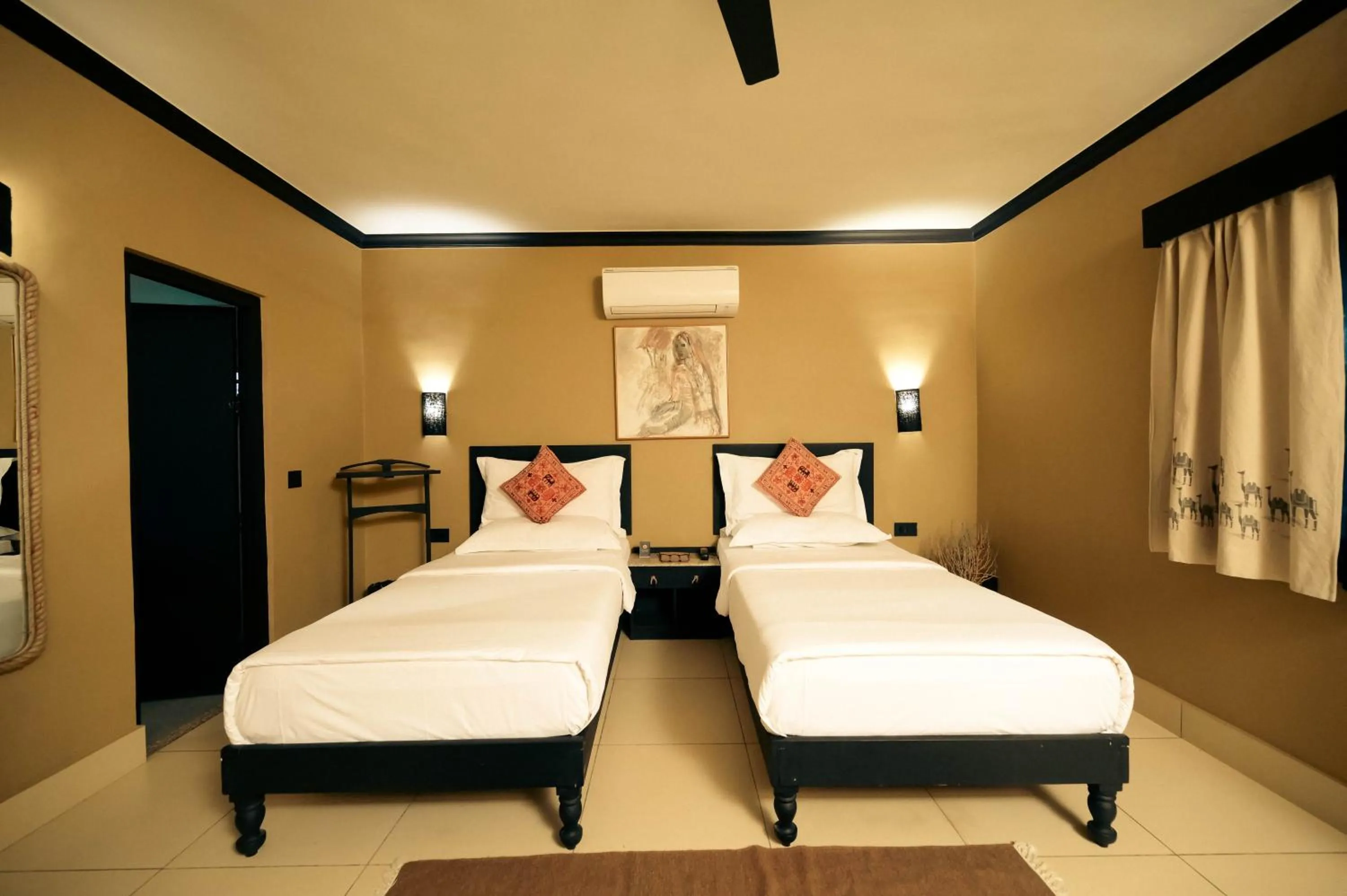 Bed in Clarks Safari Pushkar
