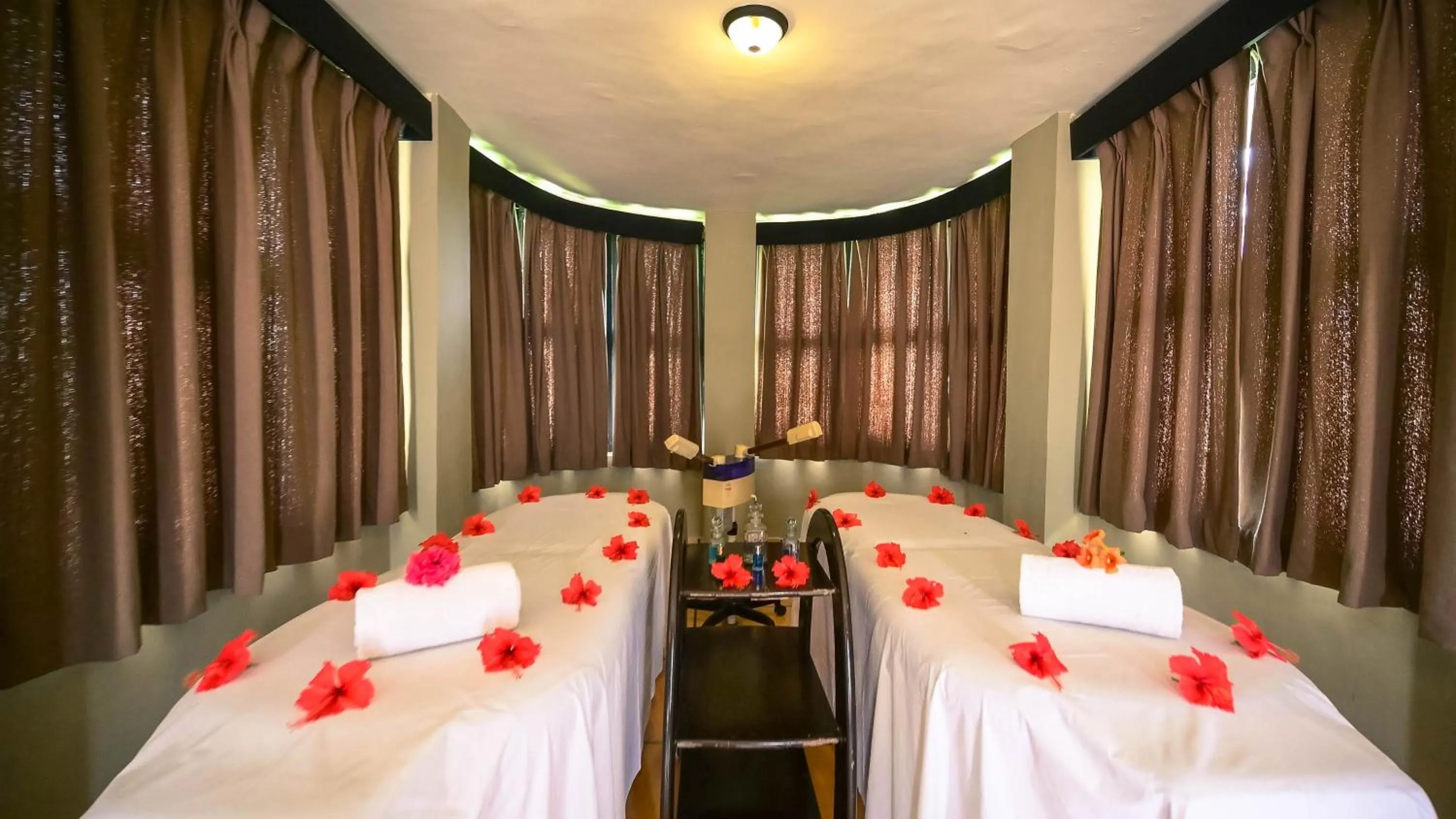 Spa and wellness centre/facilities in Clarks Safari Pushkar