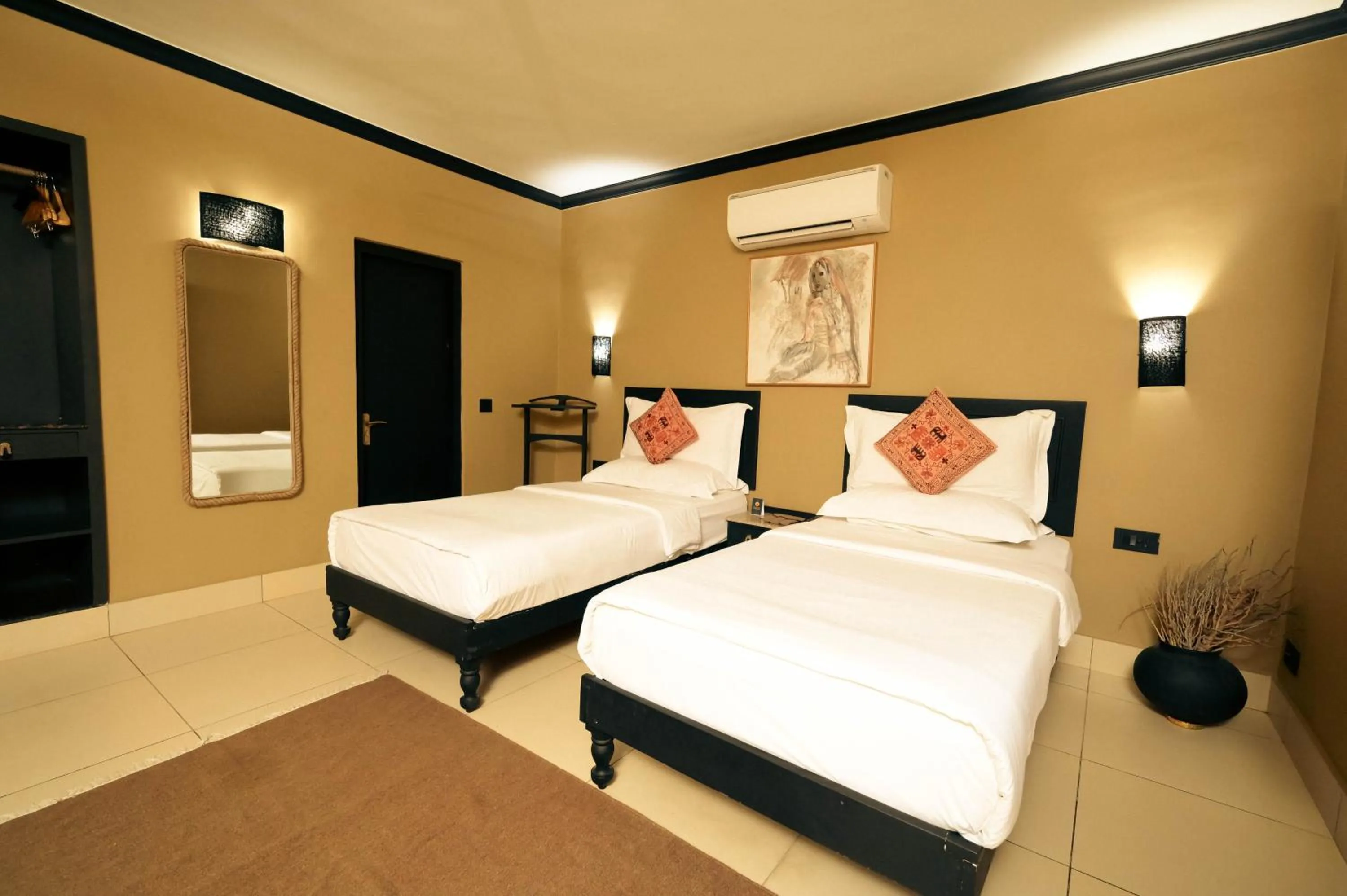 Bed in Clarks Safari Pushkar