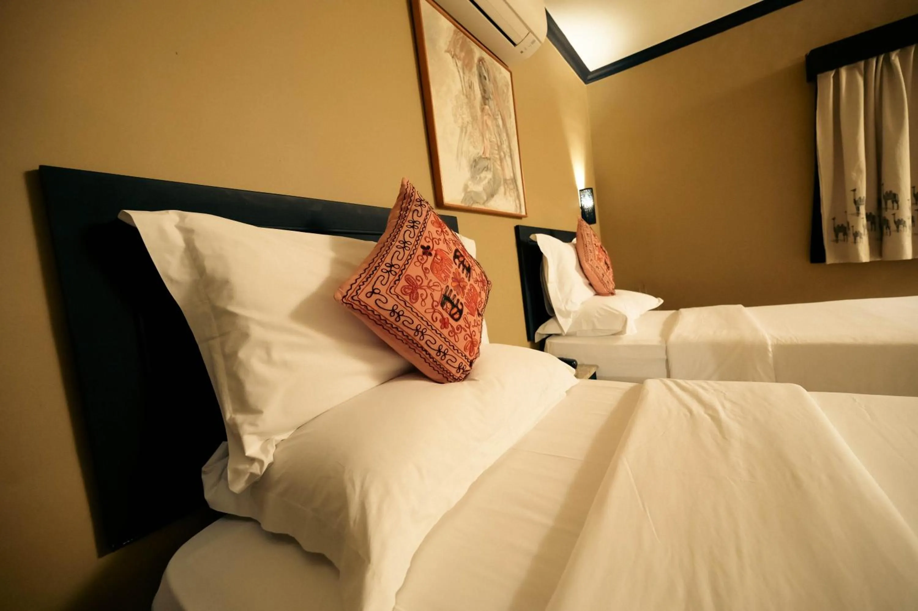 Bed in Clarks Safari Pushkar