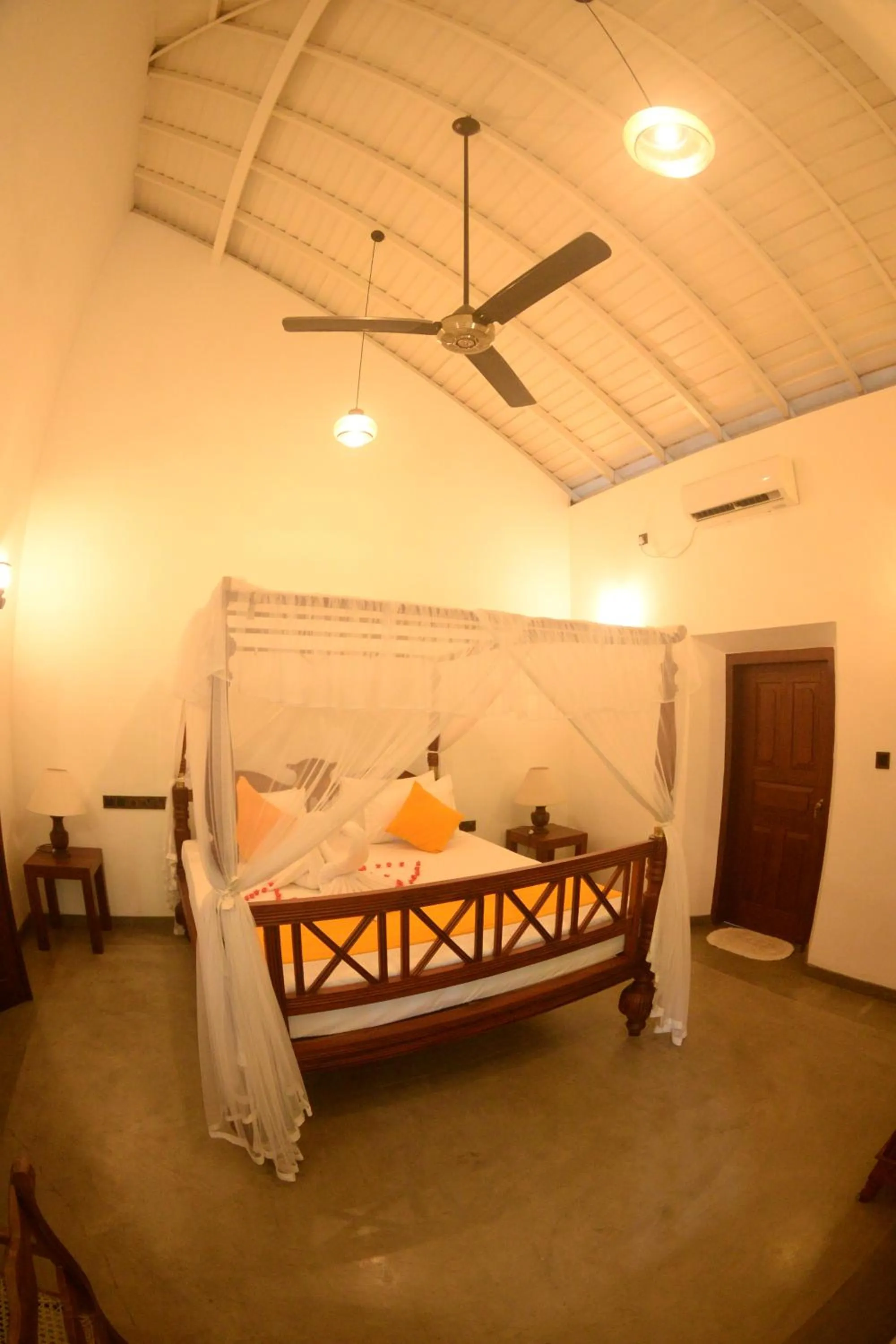 Pinipahana Walauwa Resort & villa