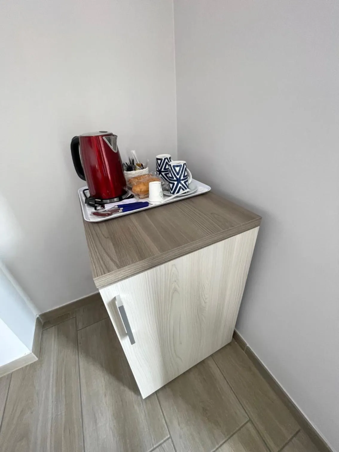 Coffee/tea facilities in Mini B&B - Enrico Fermi