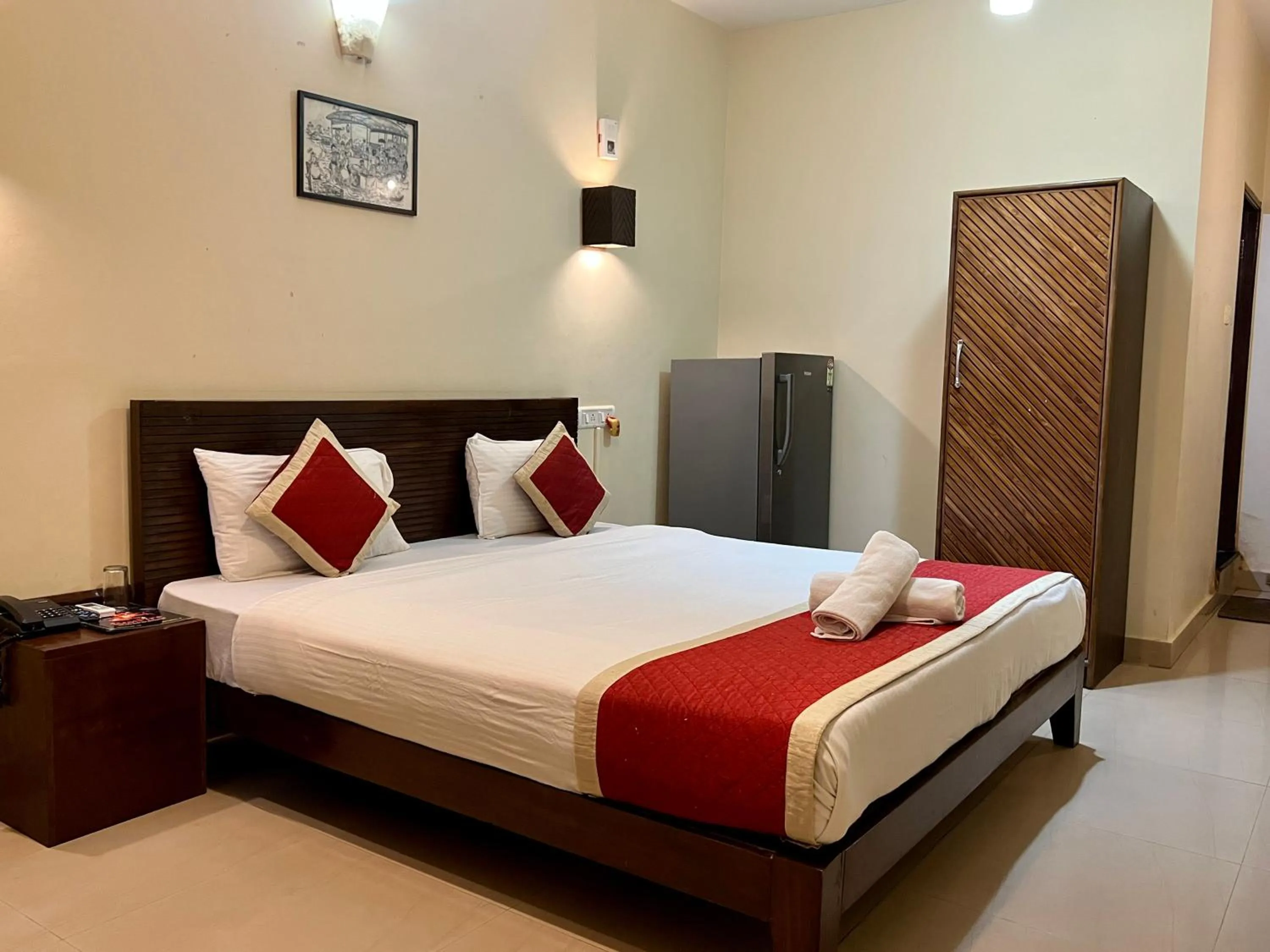 Bedroom, Bed in Baga Beach Myron