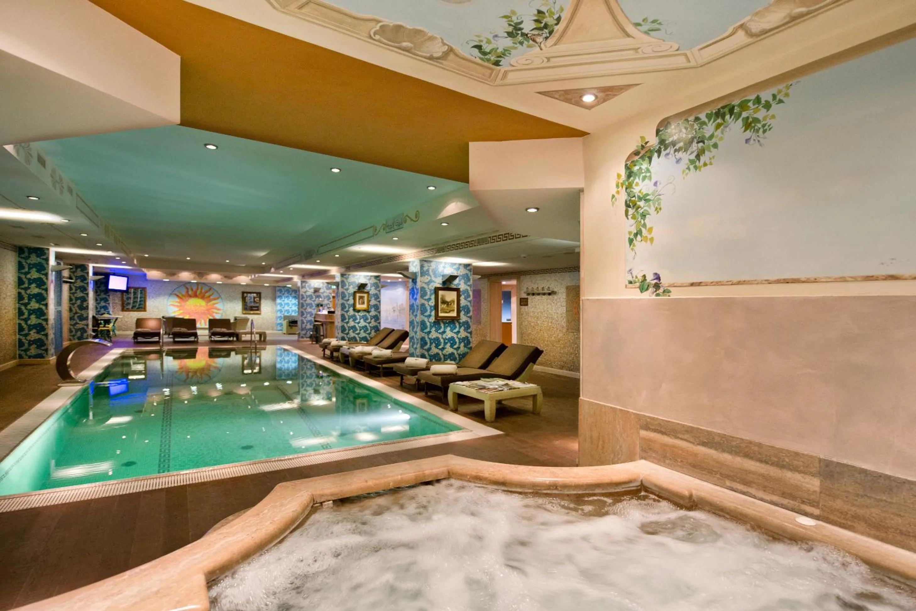 Hot Tub in Swiss Diamond Hotel & Spa