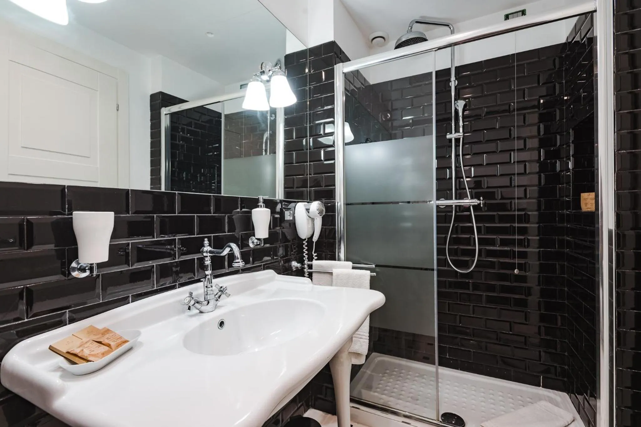 Bathroom in Nikis Collection Trastevere