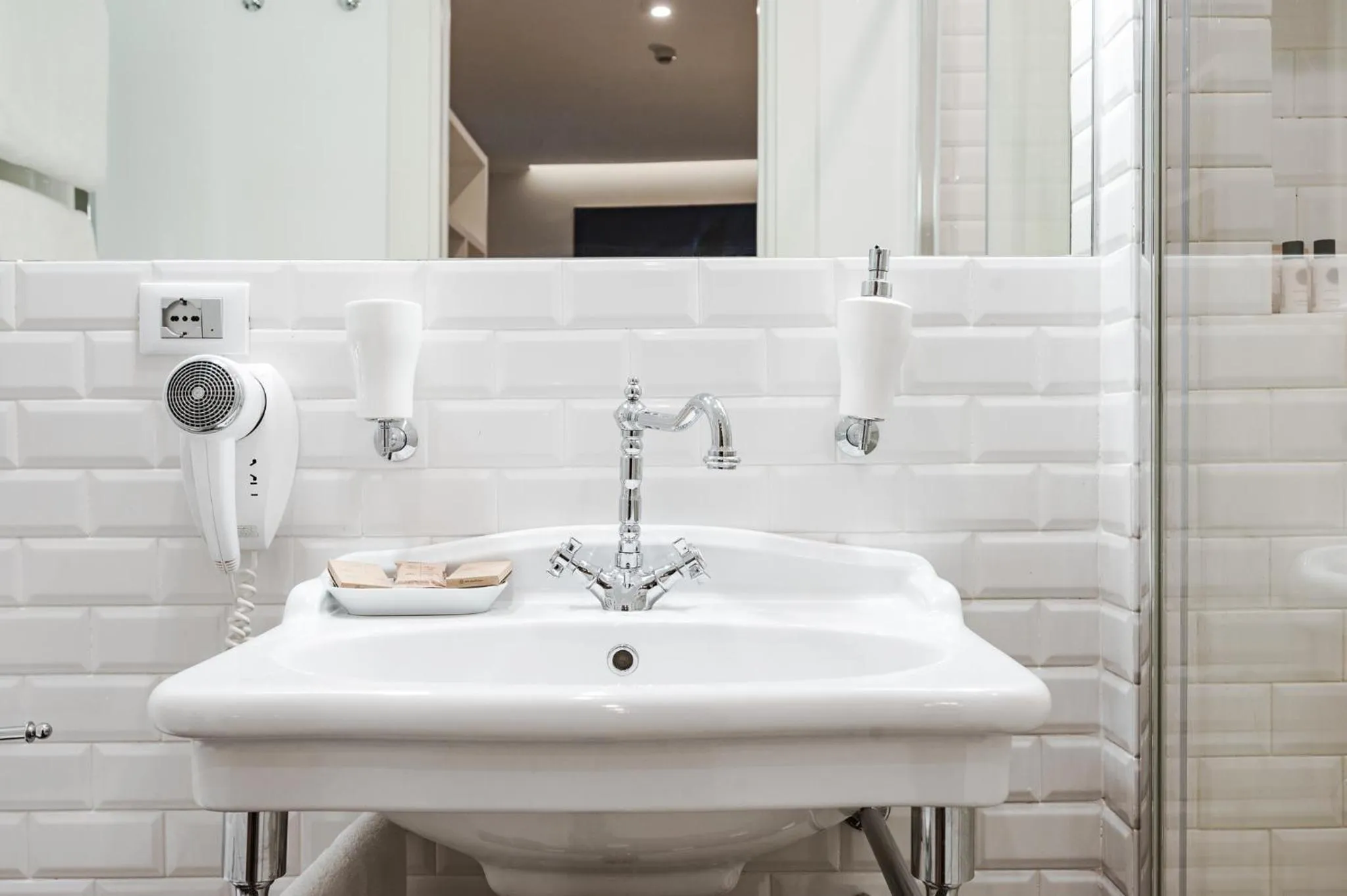 Bathroom in Nikis Collection Trastevere