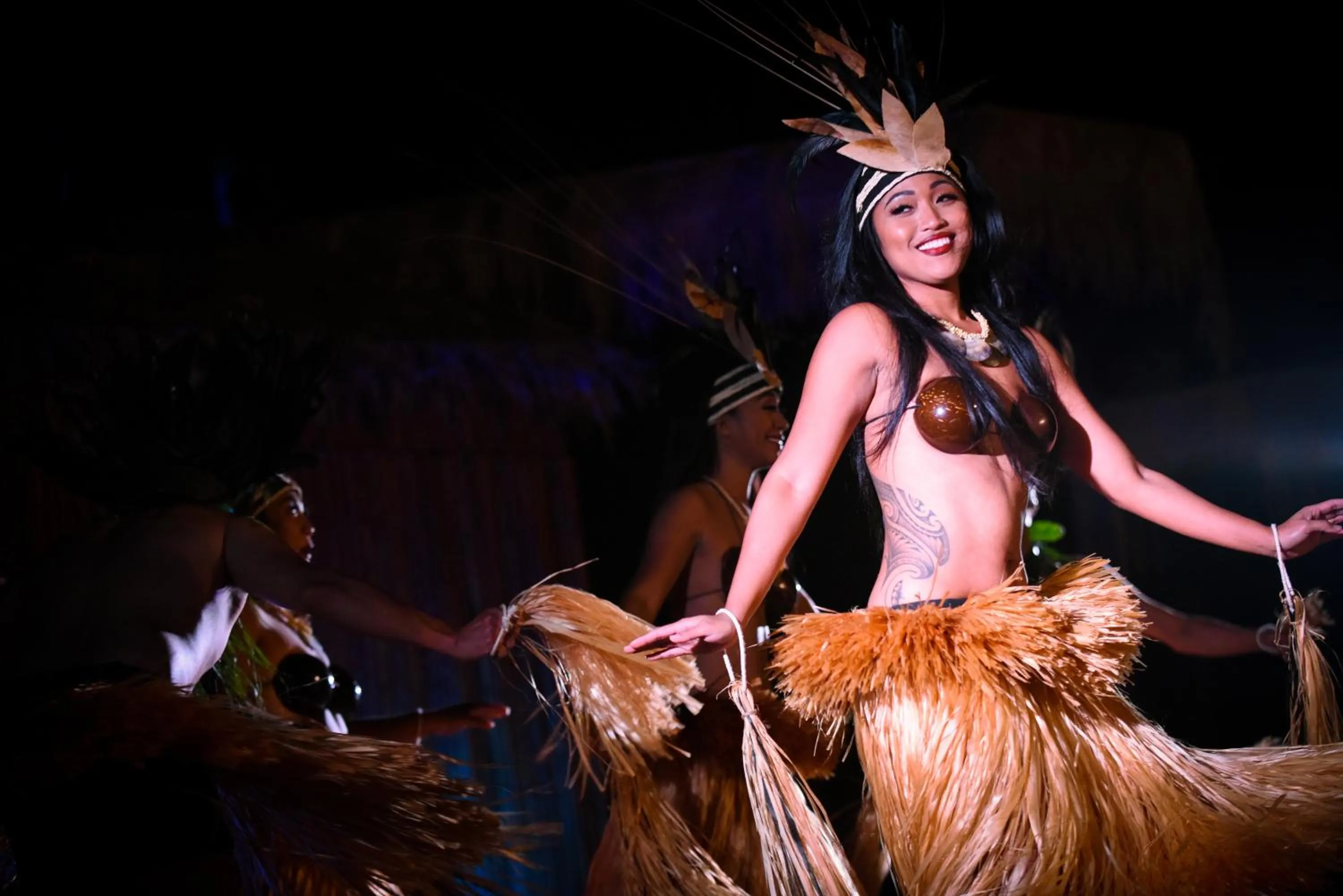 Evening entertainment in Royal Lahaina Resort & Bungalows