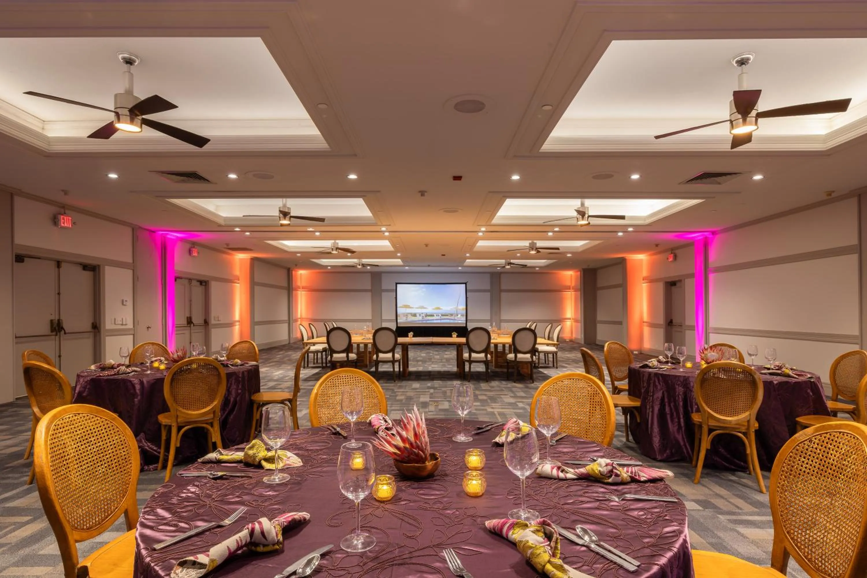 Meeting/conference room in Royal Lahaina Resort & Bungalows