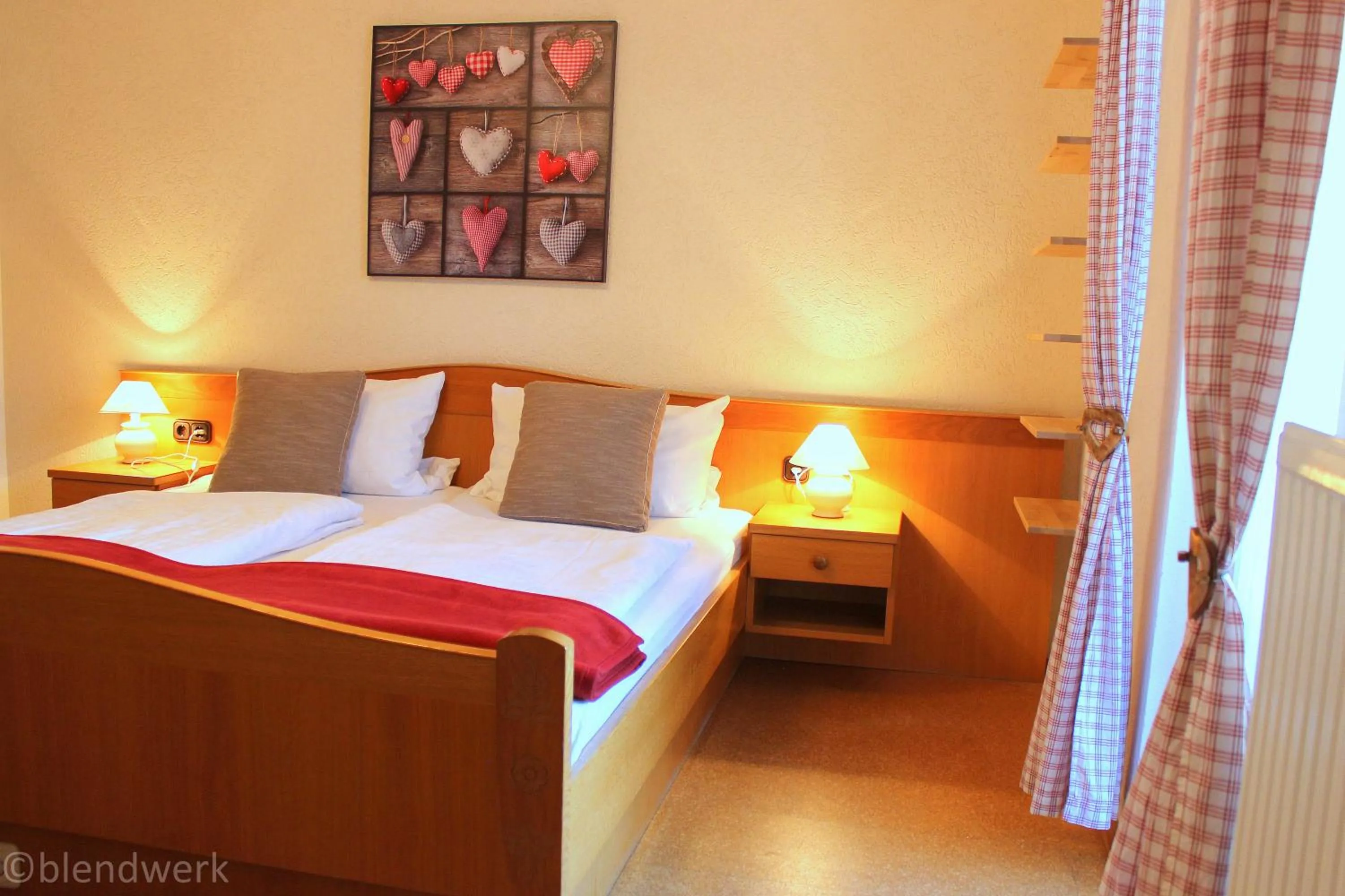 Photo of the whole room, Bed in Pension Weigert