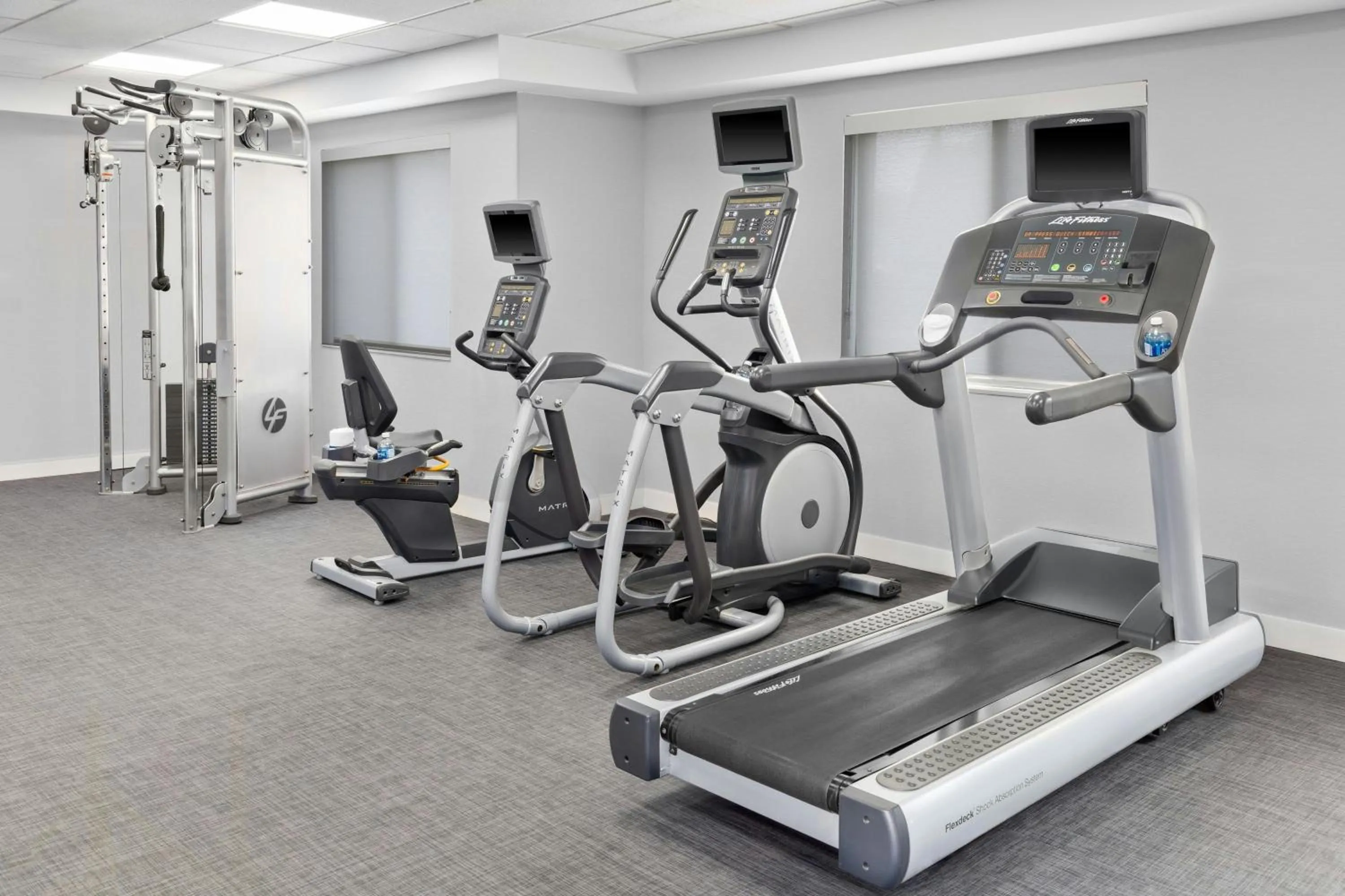 Fitness centre/facilities in TownePlace Suites Detroit Warren