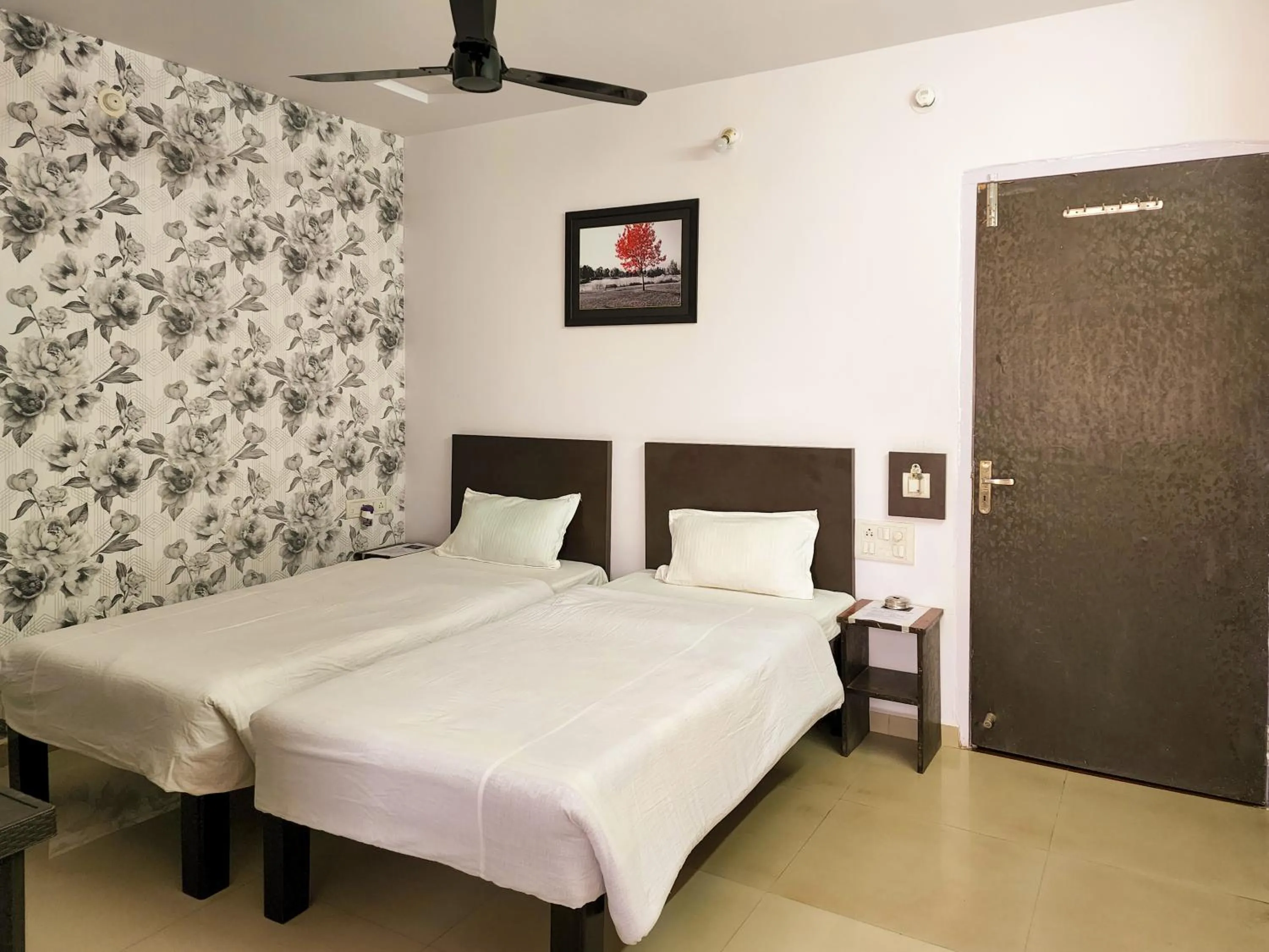 Bed in Shivani Inn Hotel & Banquet