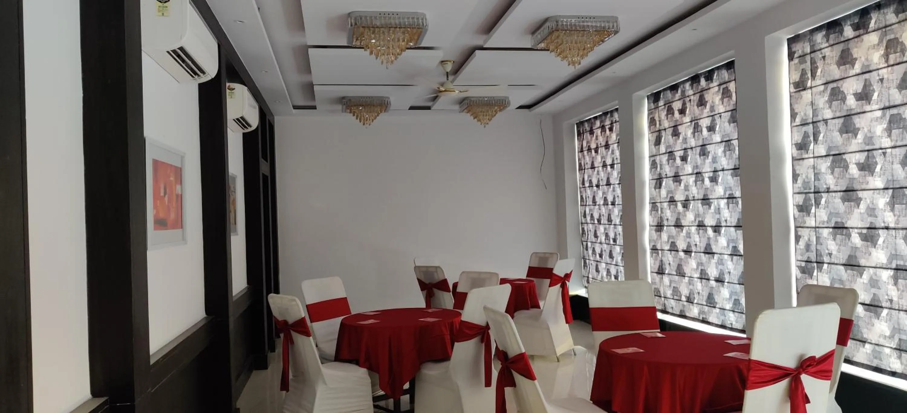 Meeting/conference room in Elora Lords Eco Inn , Lucknow