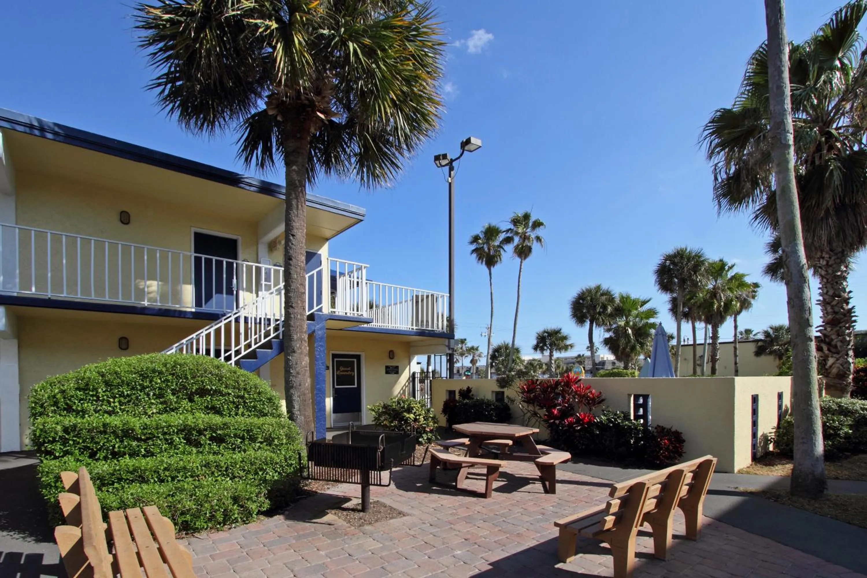 Facade/entrance in Days Inn by Wyndham Cocoa Beach Port Canaveral
