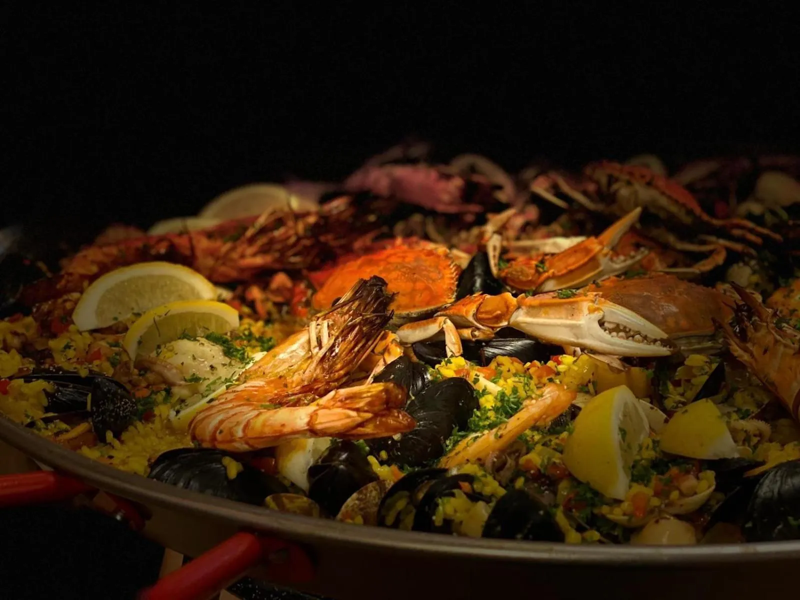 Food and drinks in Hotel Rural Nou Dalt Muntanya