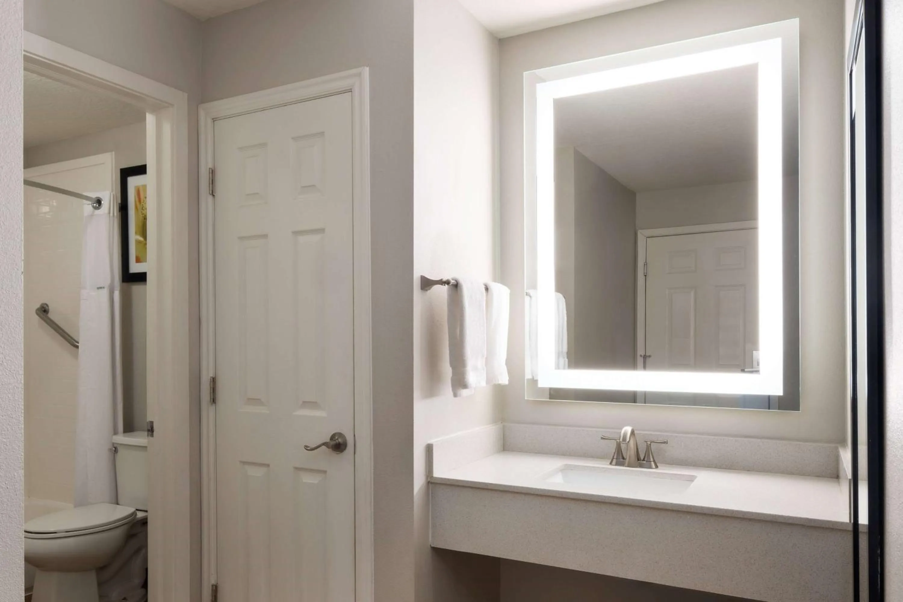 TV and multimedia in Wingate by Wyndham Cedar City