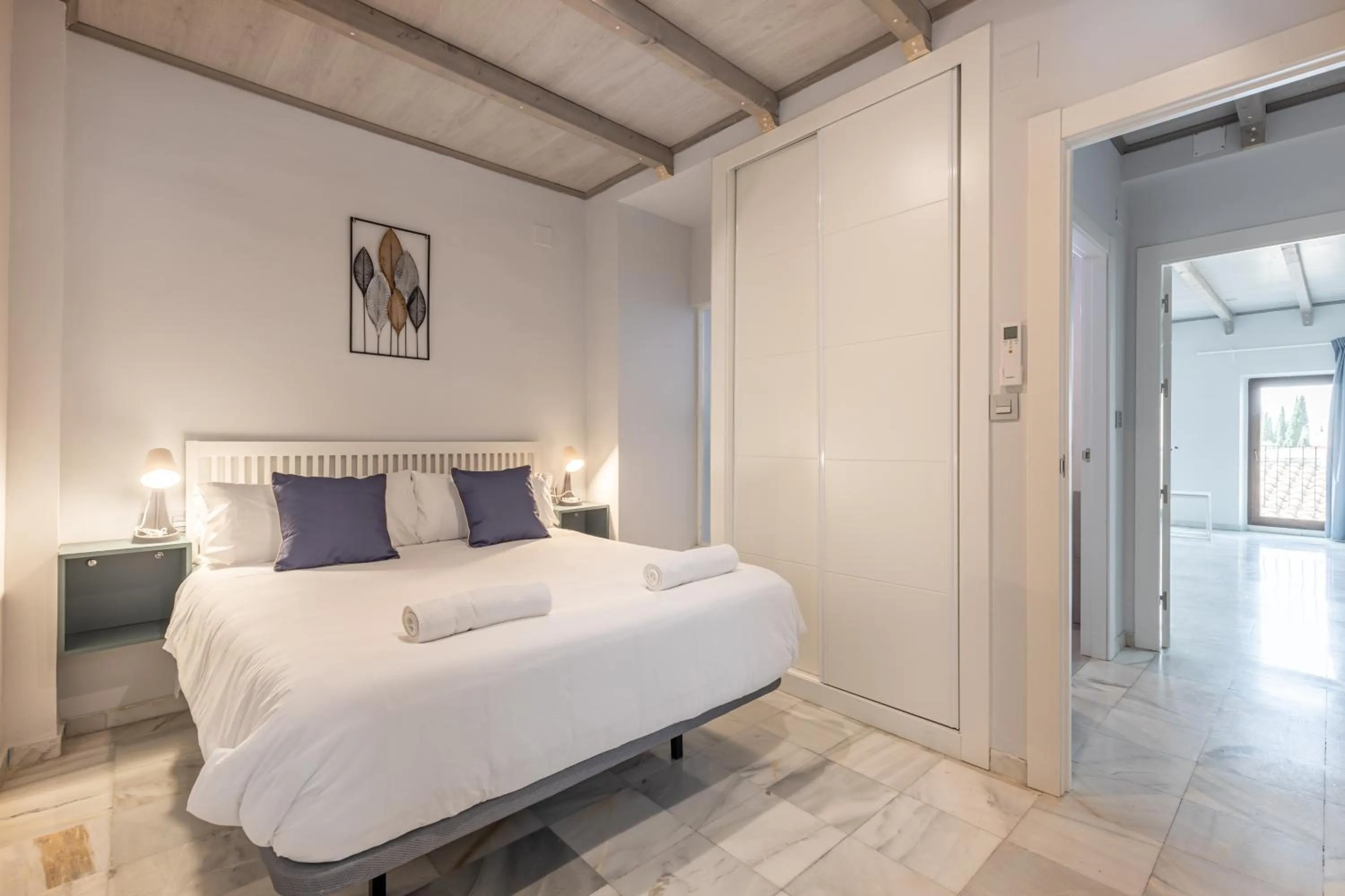 Bedroom, Bed in Apartamentos Realejo Granada Centro 3000