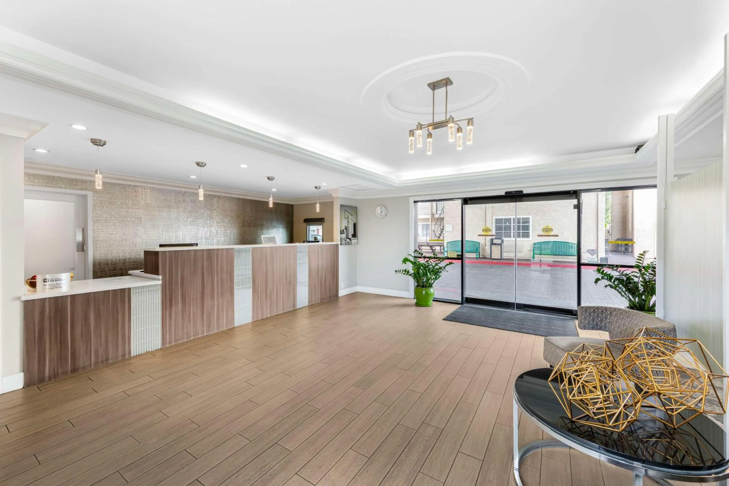 Lobby or reception in Best Western Plus Ontario Airport & Convention Center