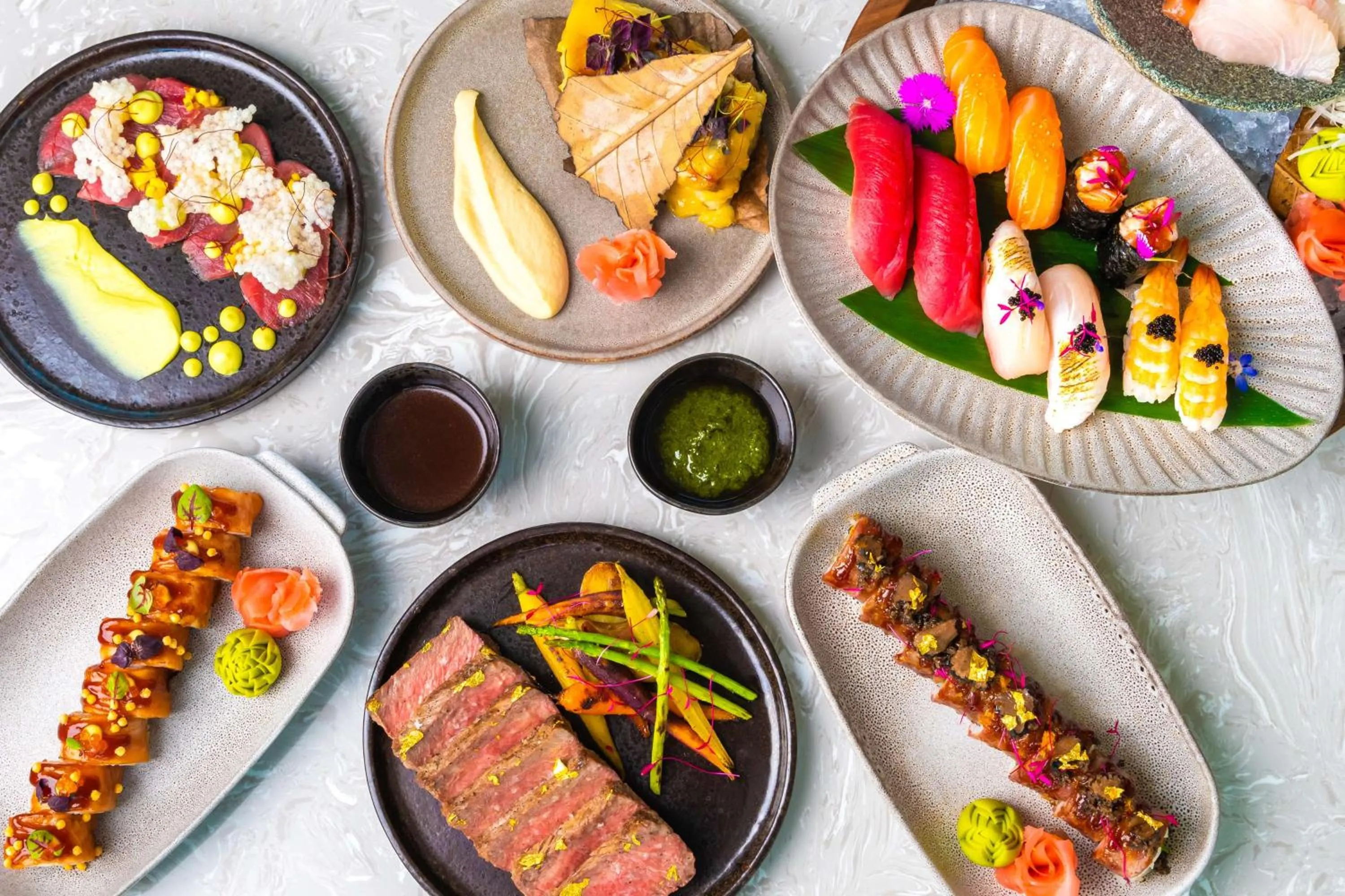 Restaurant/places to eat in The WB Abu Dhabi, Curio Collection By Hilton