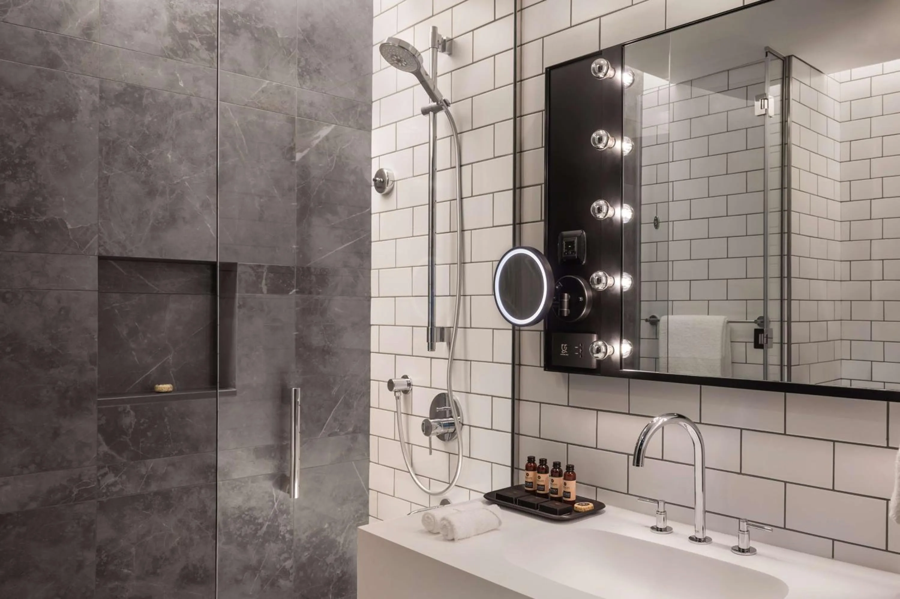 Toilet in The WB Abu Dhabi, Curio Collection By Hilton