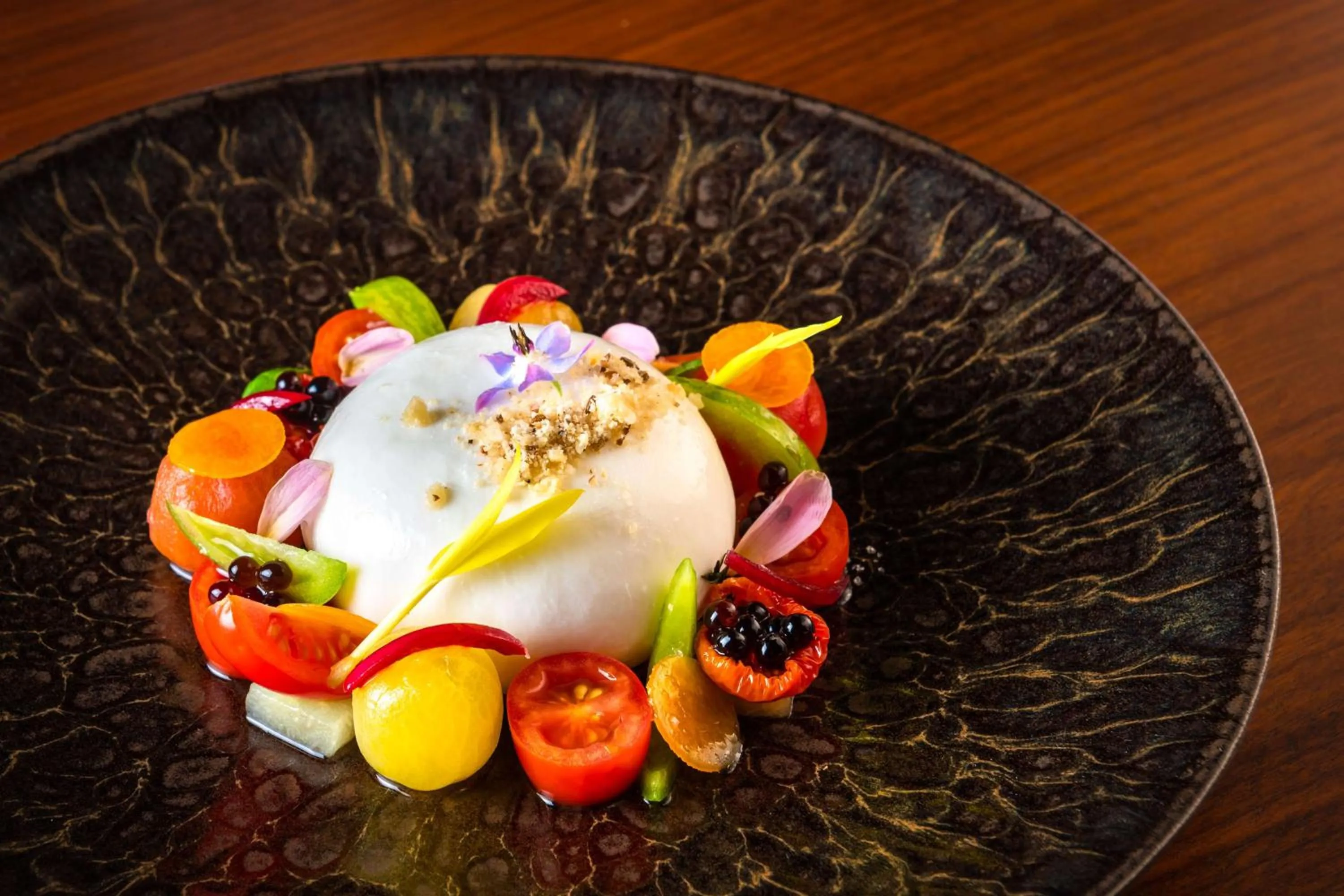 Dining area in The WB Abu Dhabi, Curio Collection By Hilton