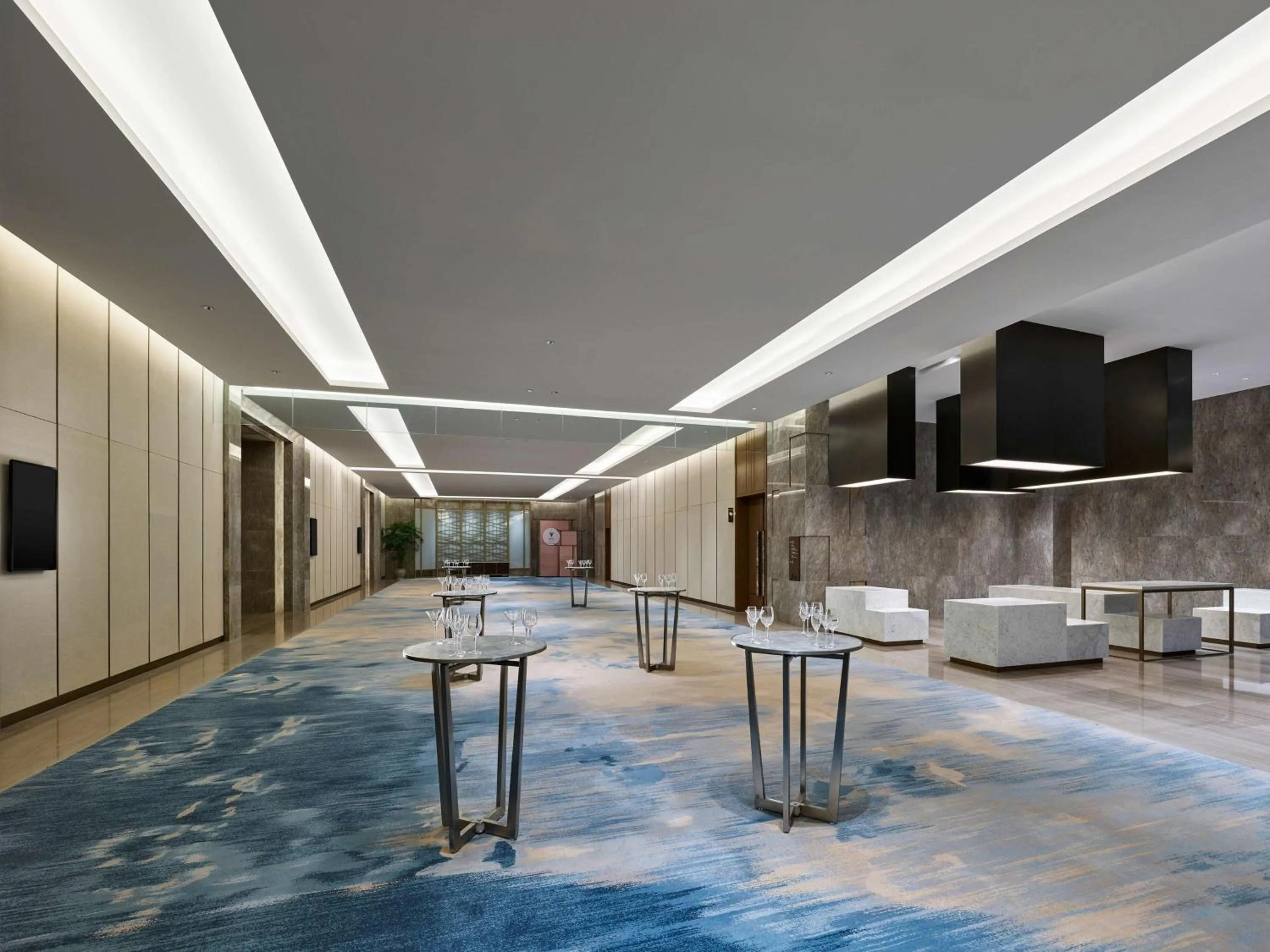 Meeting/conference room in Doubletree By Hilton Quzhou