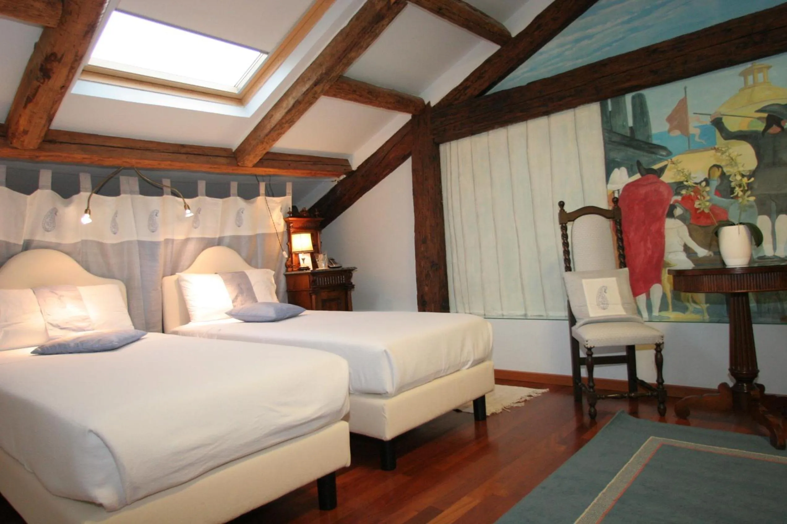 Decorative detail, Bed in La Villeggiatura