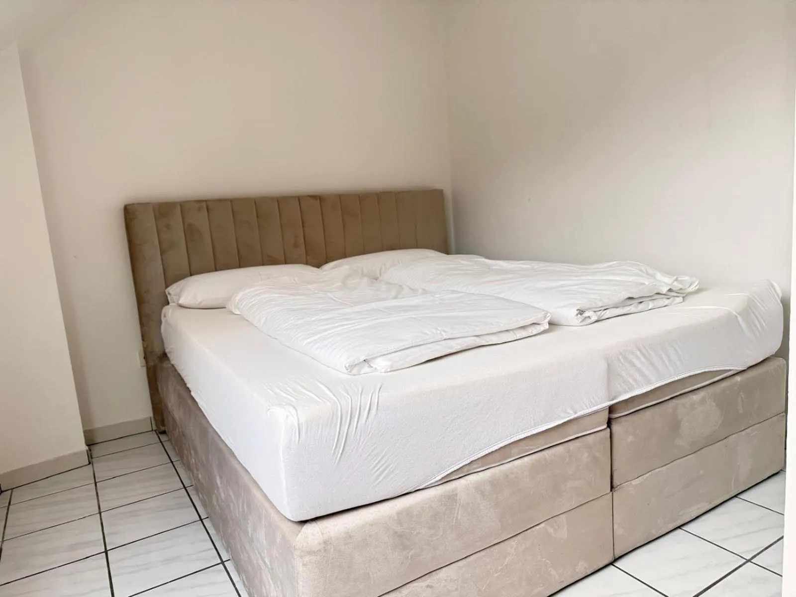 Bed in Hirschenhof