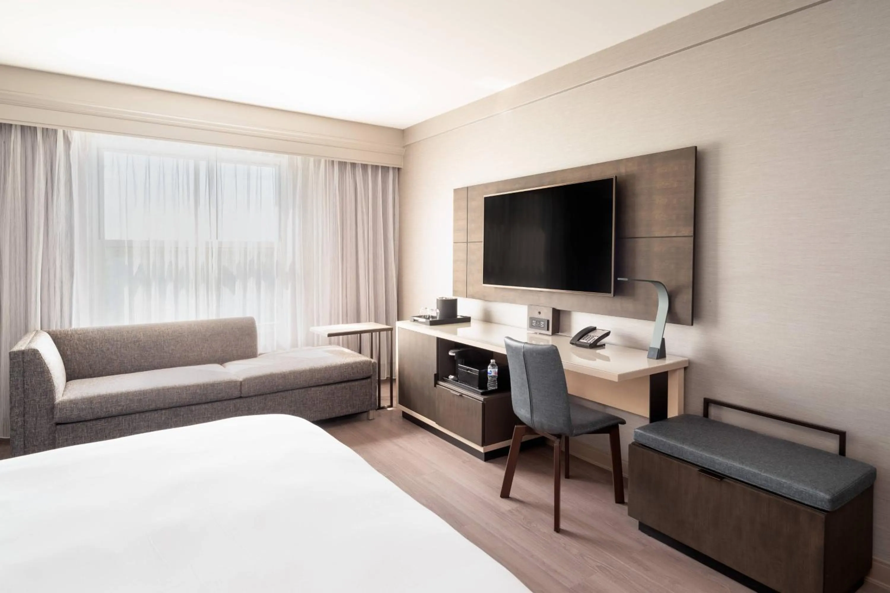 Photo of the whole room, Bed in Mystic Marriott Hotel and Spa