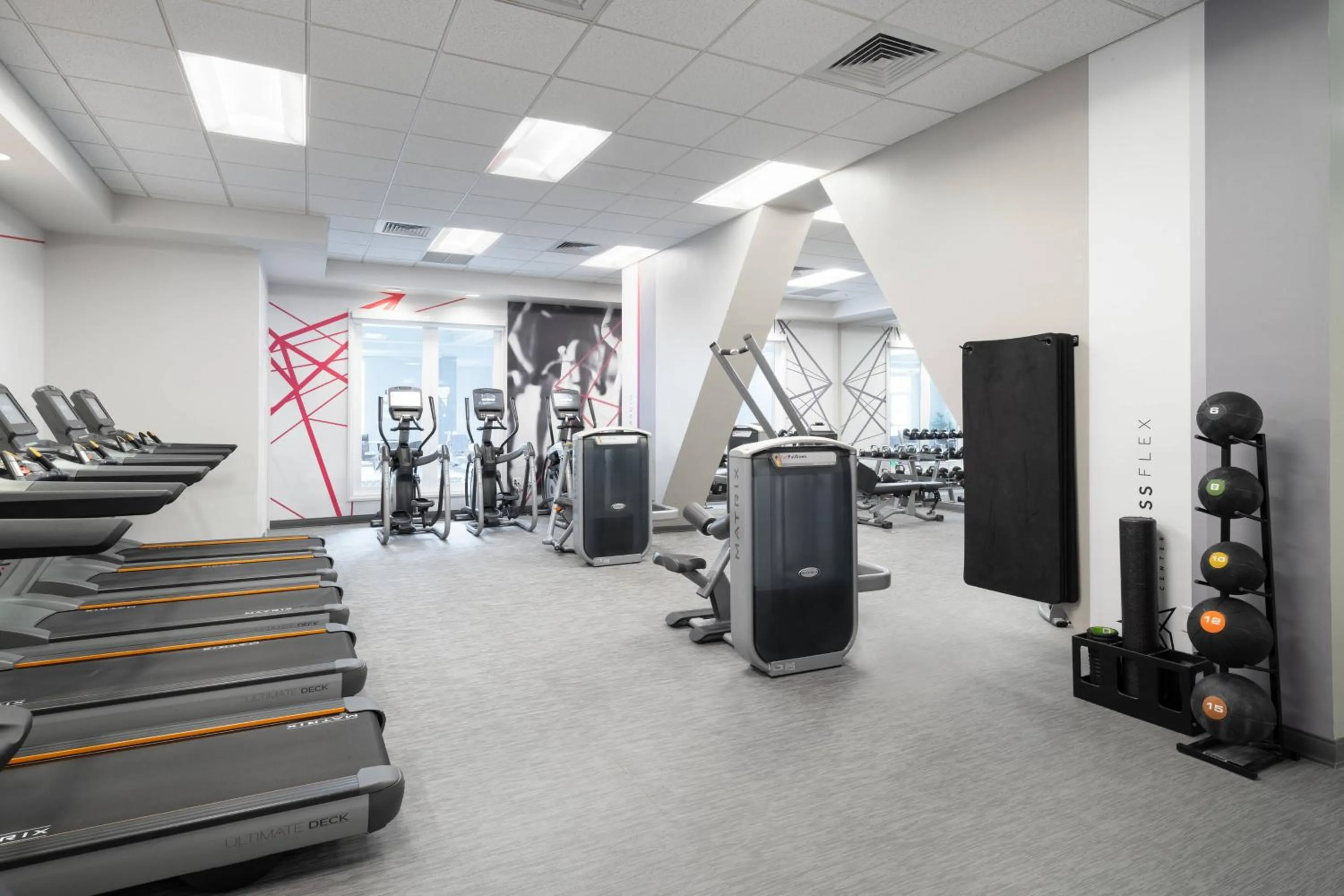 Fitness centre/facilities in Mystic Marriott Hotel and Spa