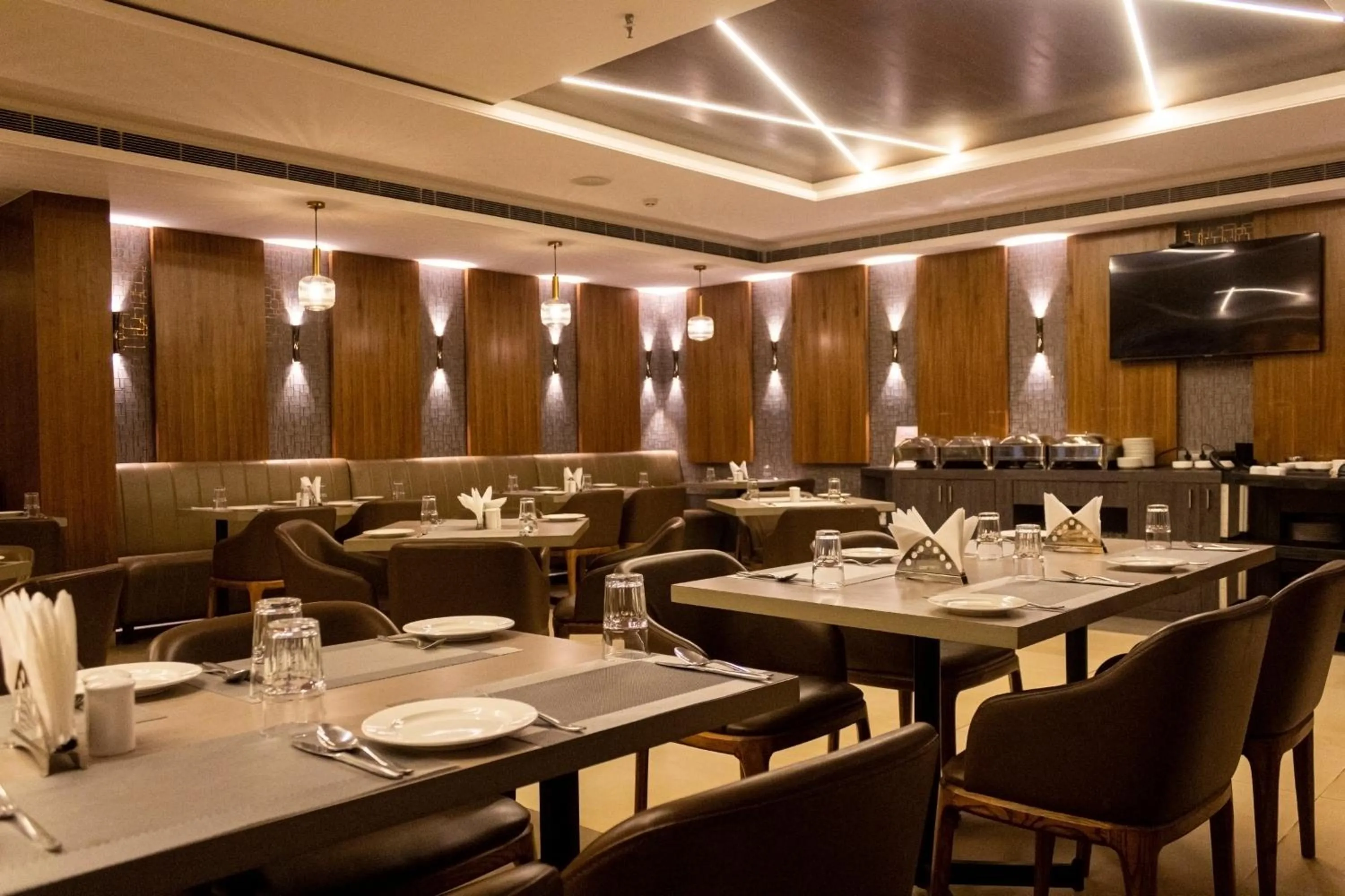 Restaurant/places to eat in CENTRAL A BOUTIQUE HOTEL