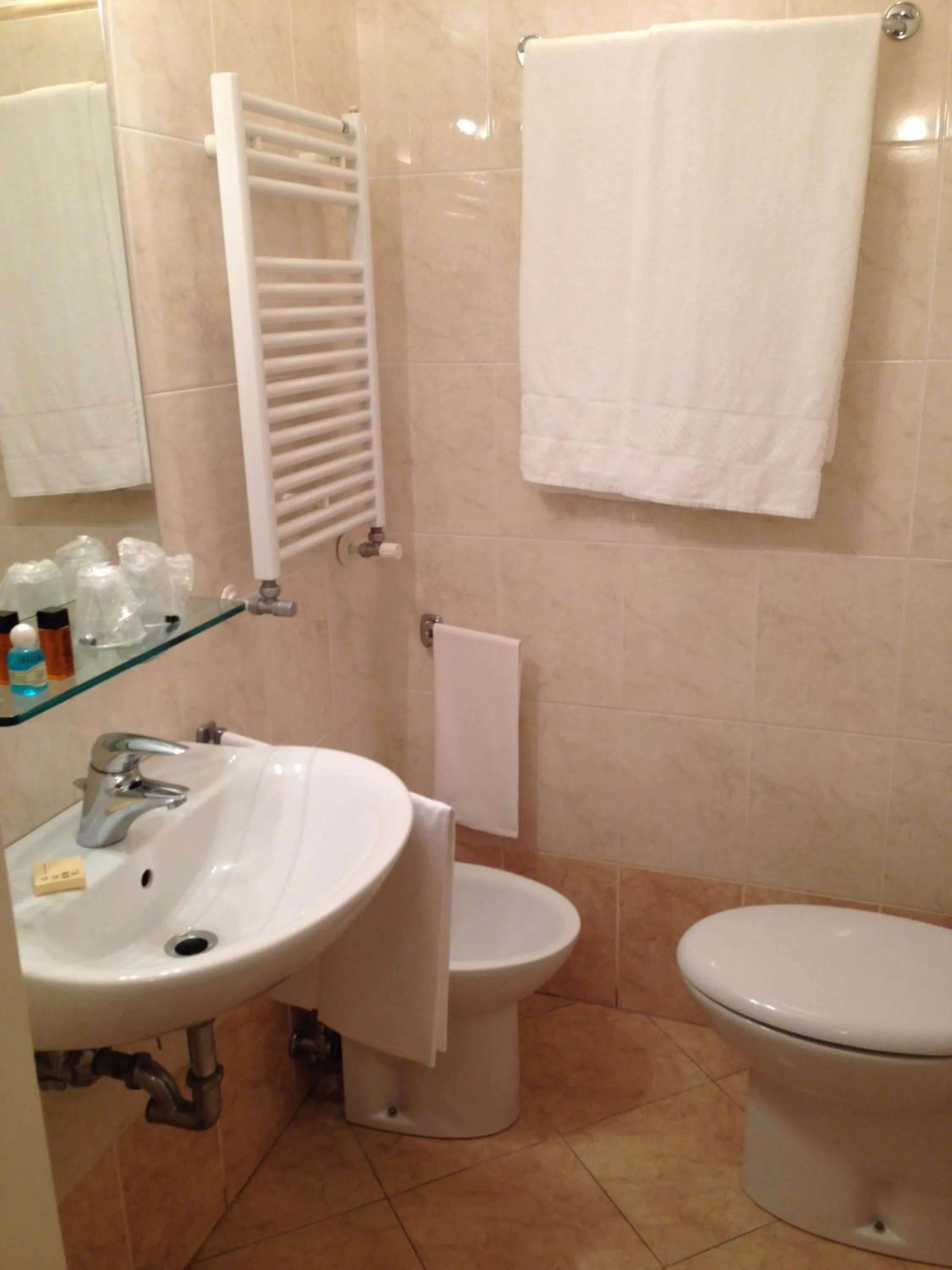 Bathroom in Hotel Adriatico